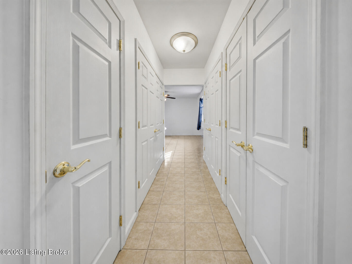128 Erikas Ct