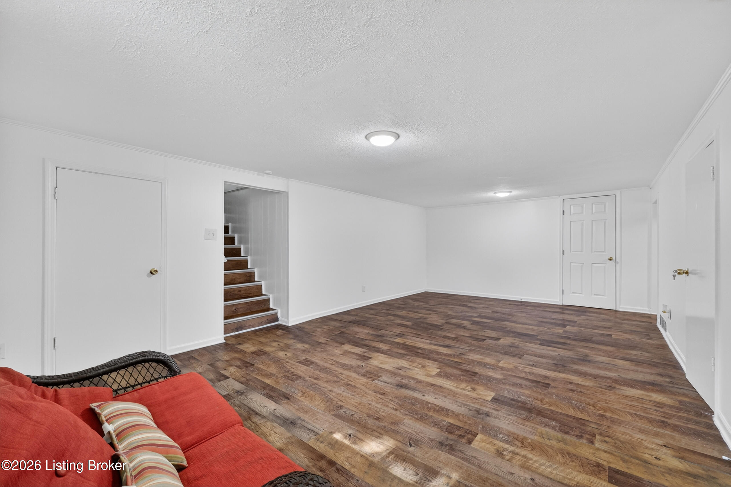 6003 Jeanine Dr