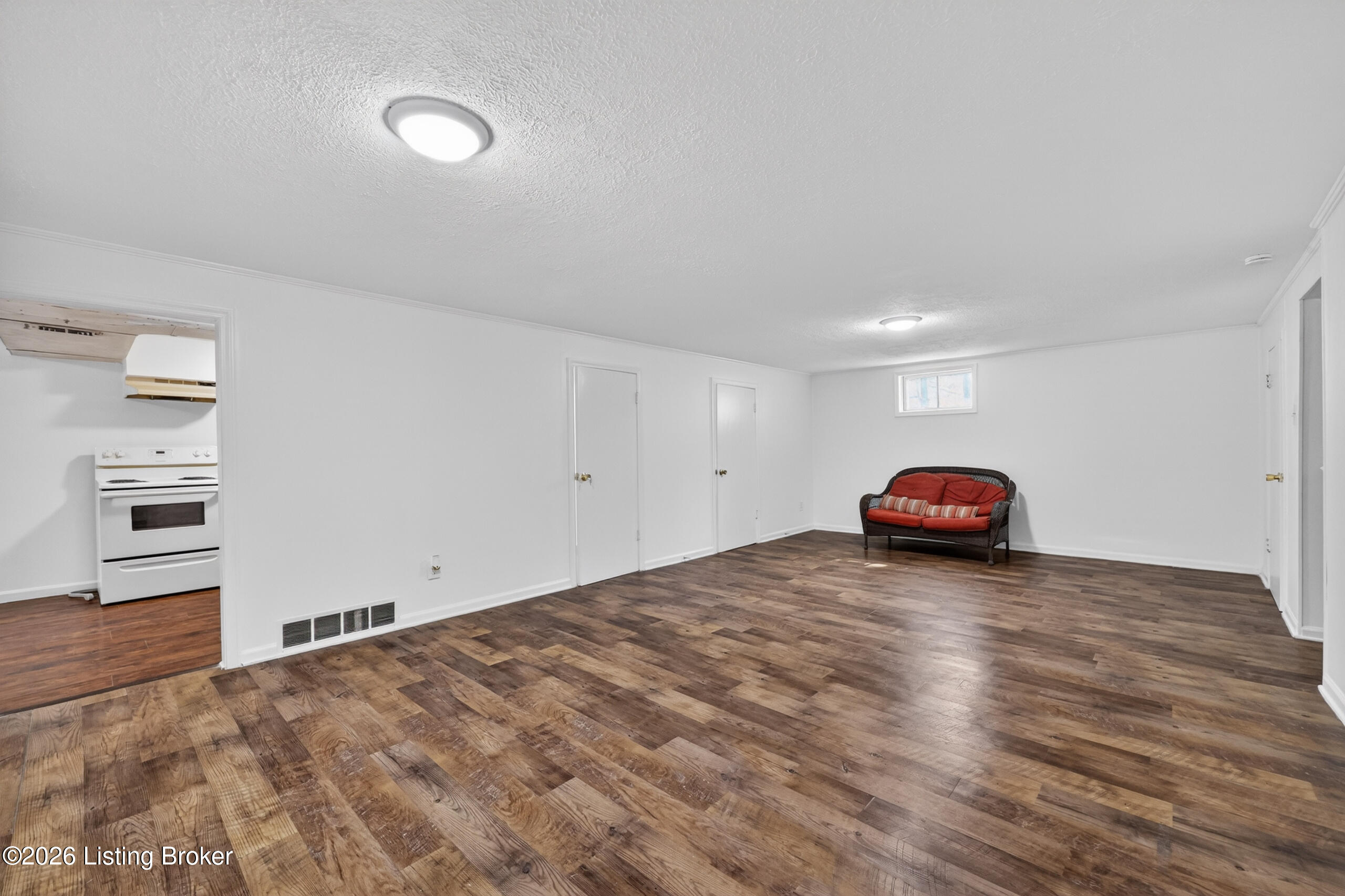 6003 Jeanine Dr