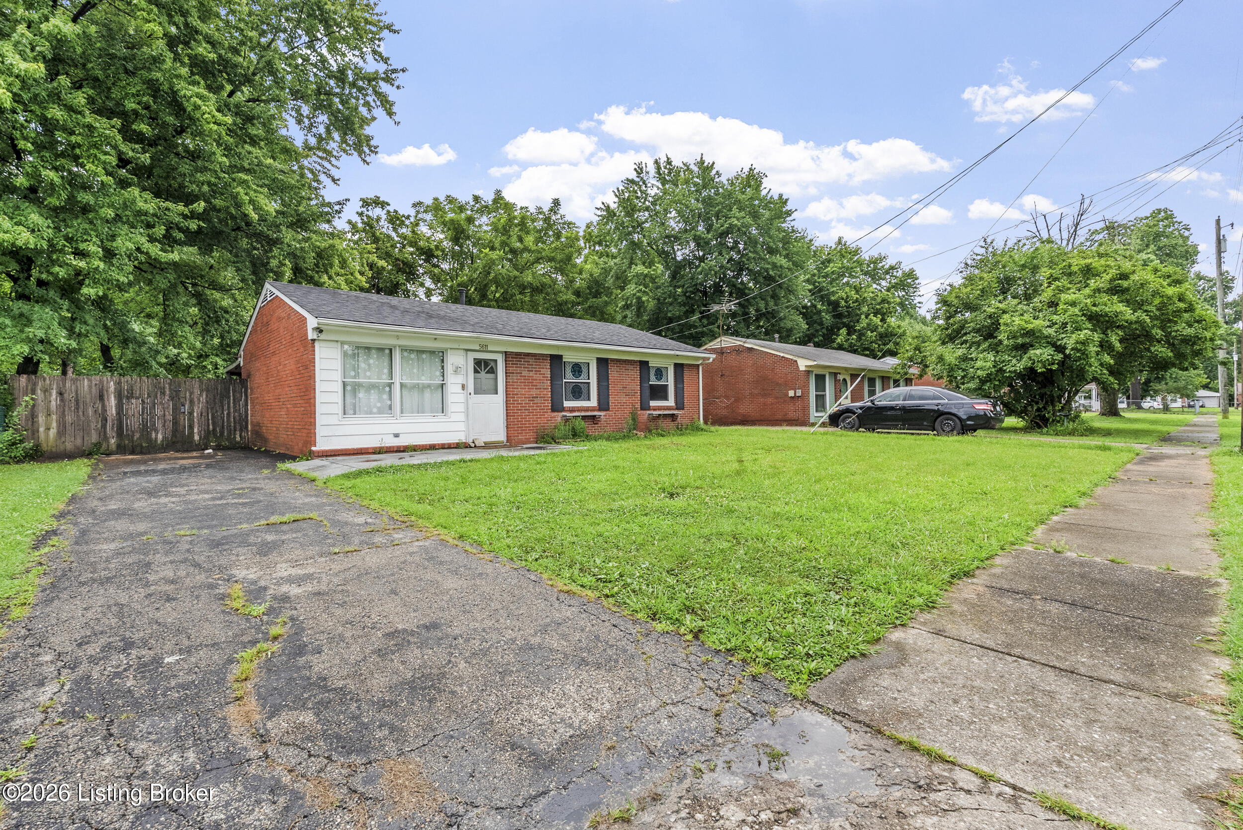 5611 Ailanthus Trail