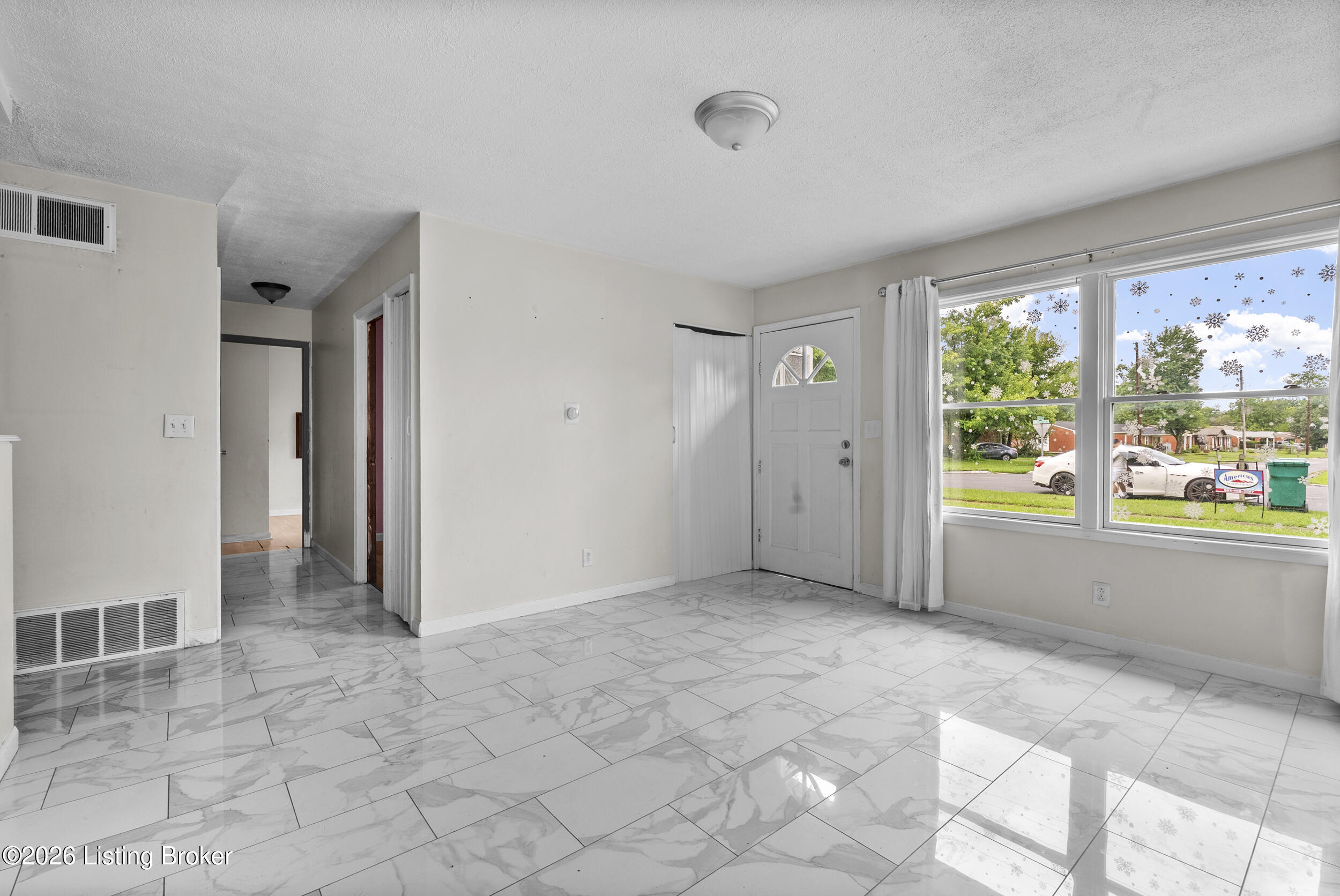 5611 Ailanthus Trail