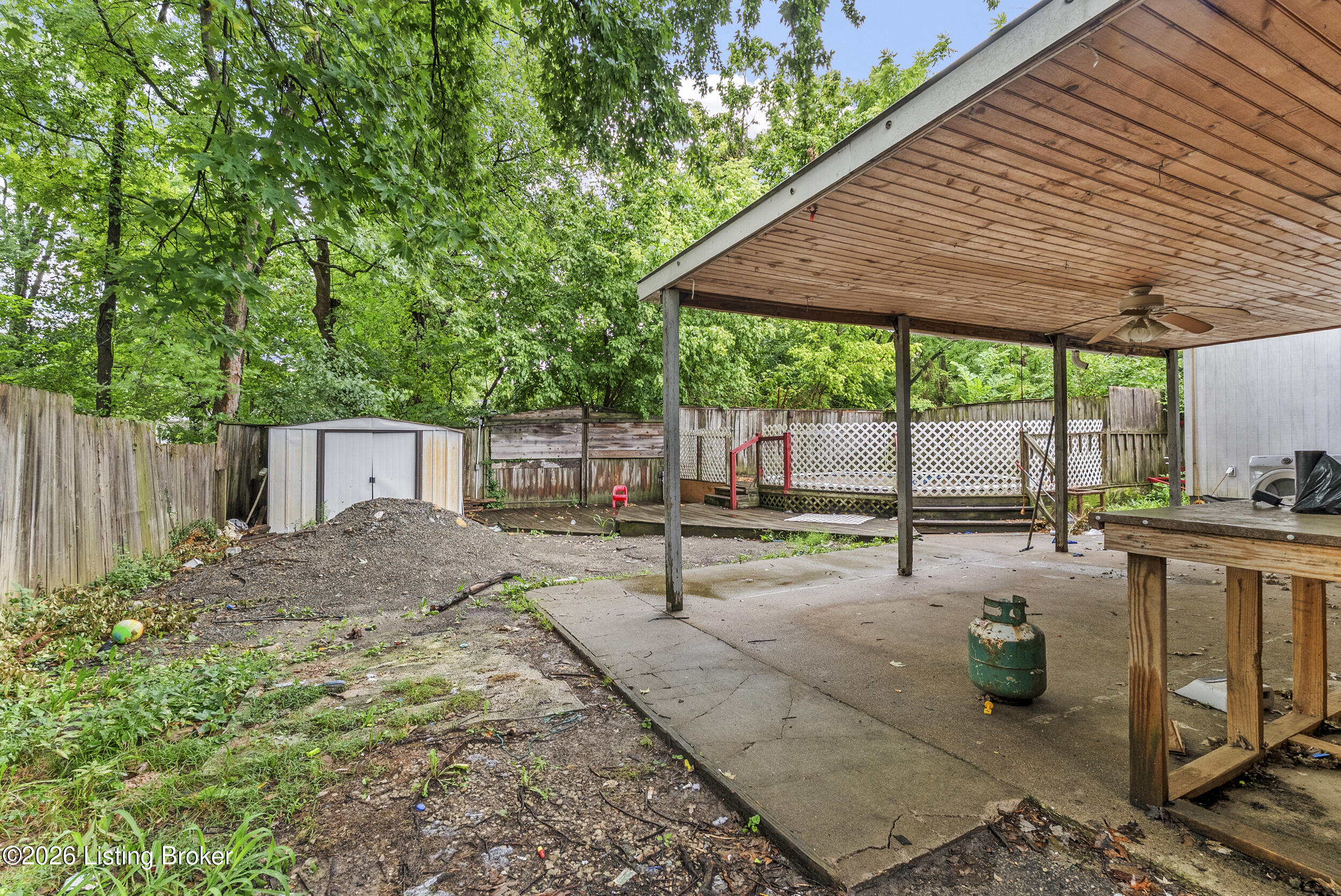 5611 Ailanthus Trail