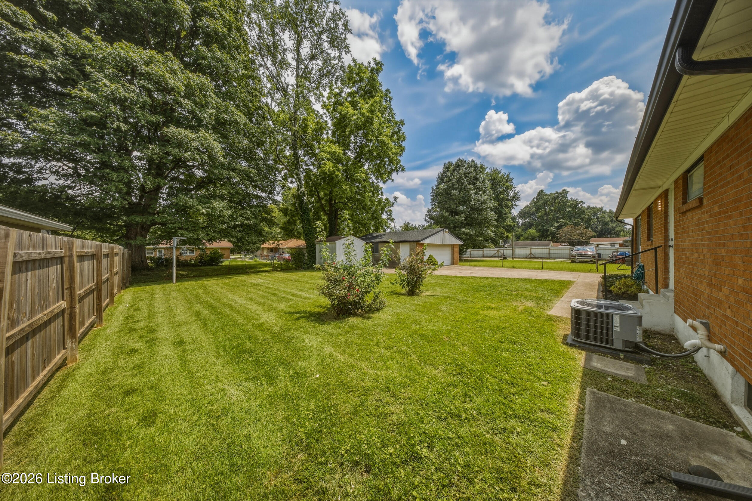 4105 Burrell Dr