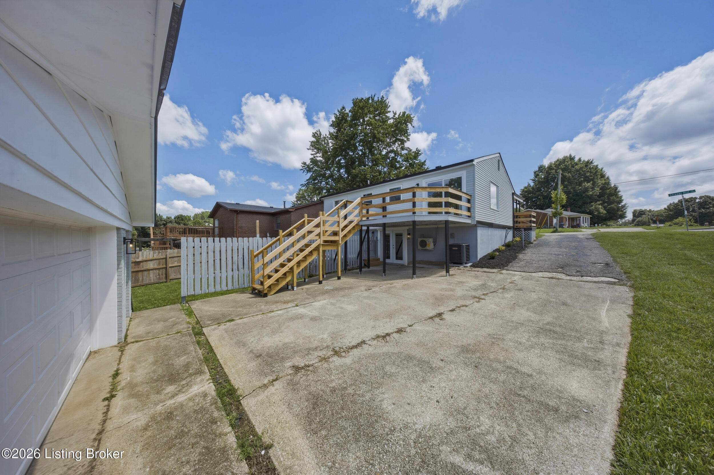 9908 Chapel Hill Rd