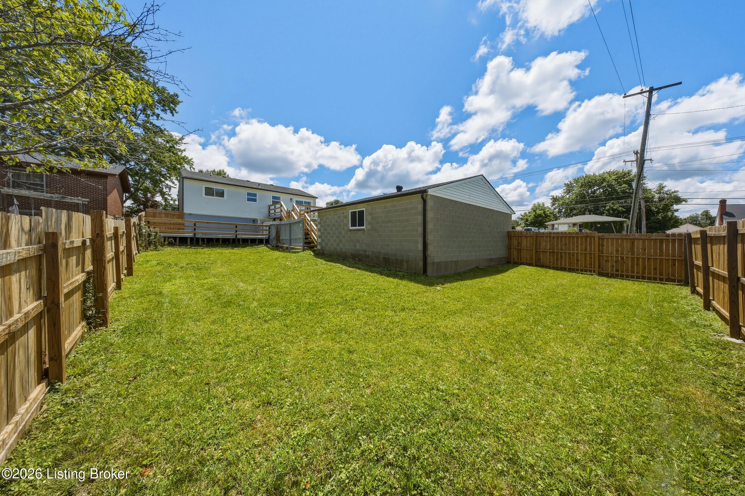 9908 Chapel Hill Rd
