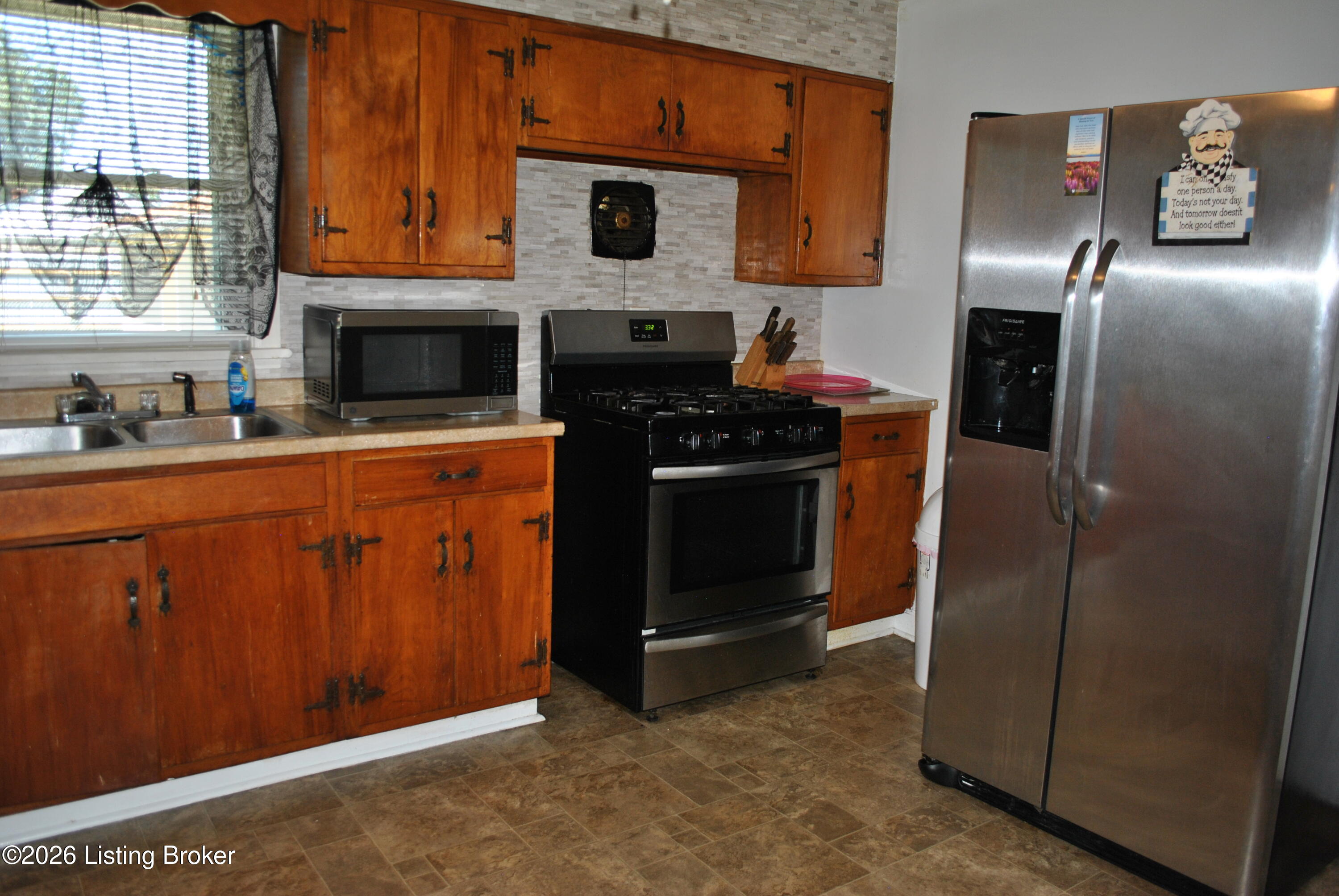2227 Mary Catherine Dr