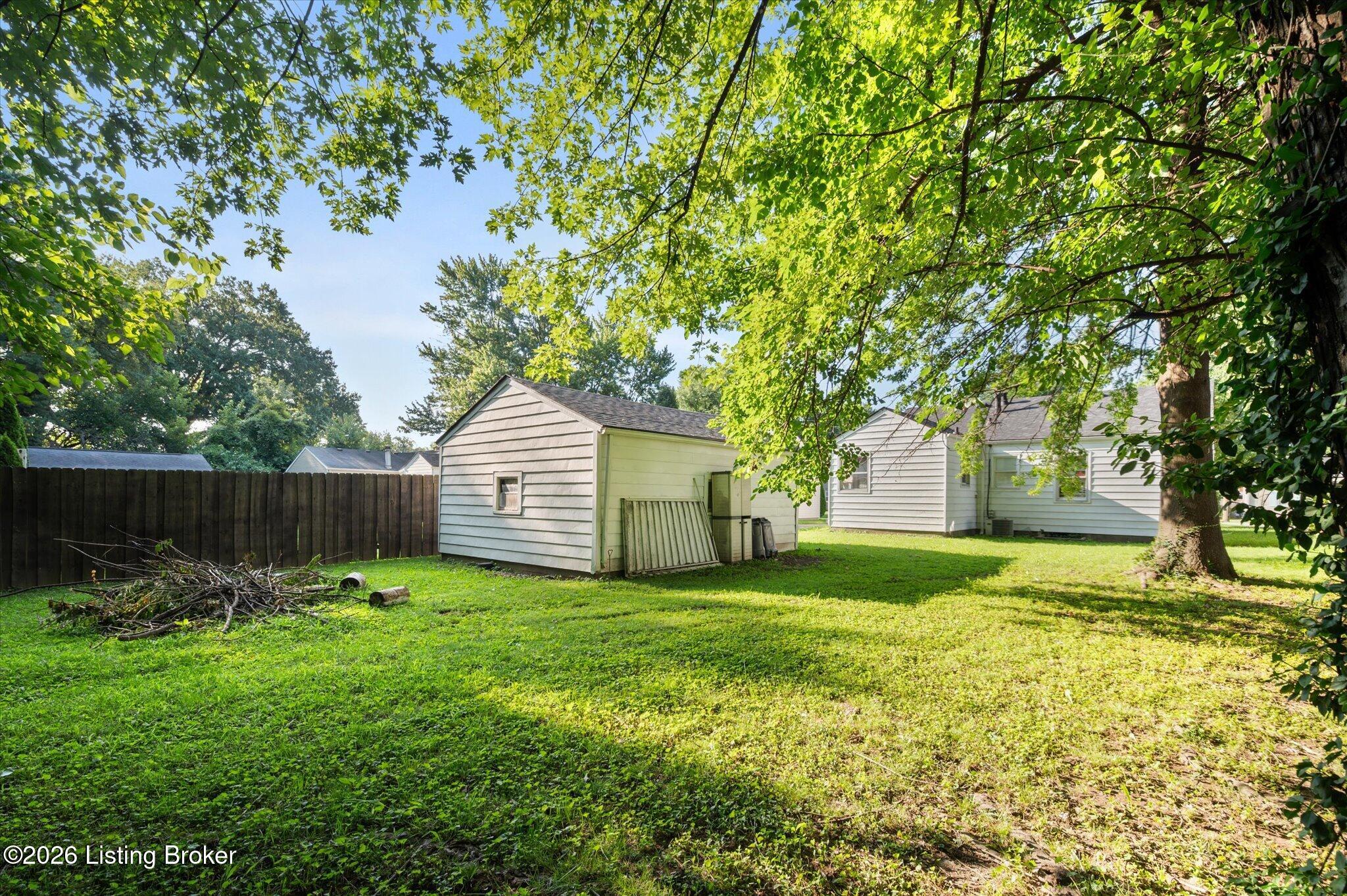 1721 Glenview Pl