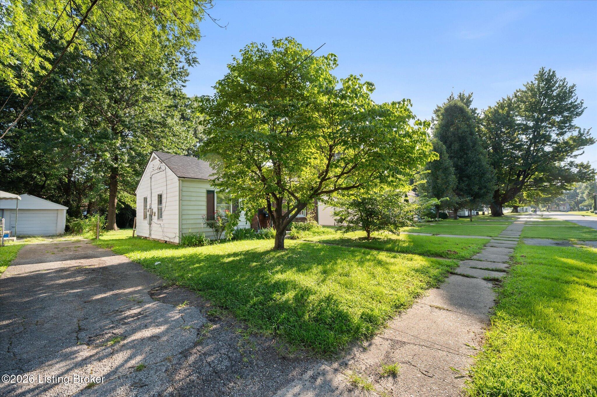 1721 Glenview Pl