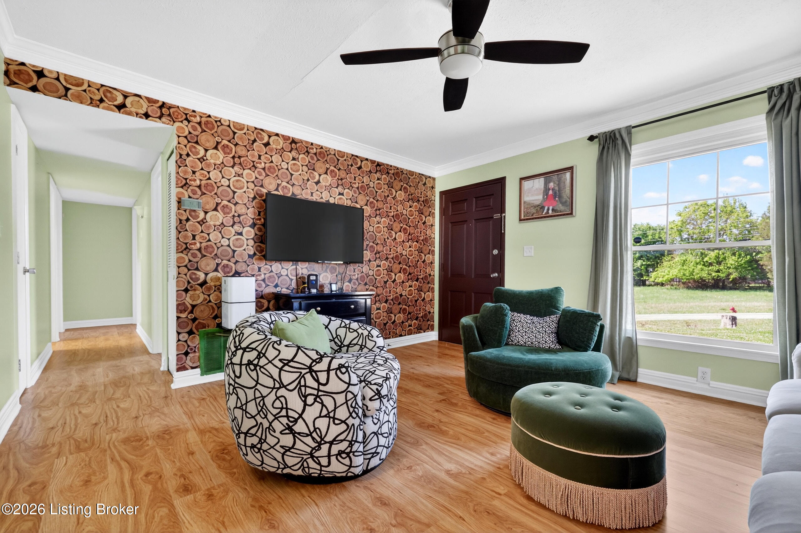 448 New St
