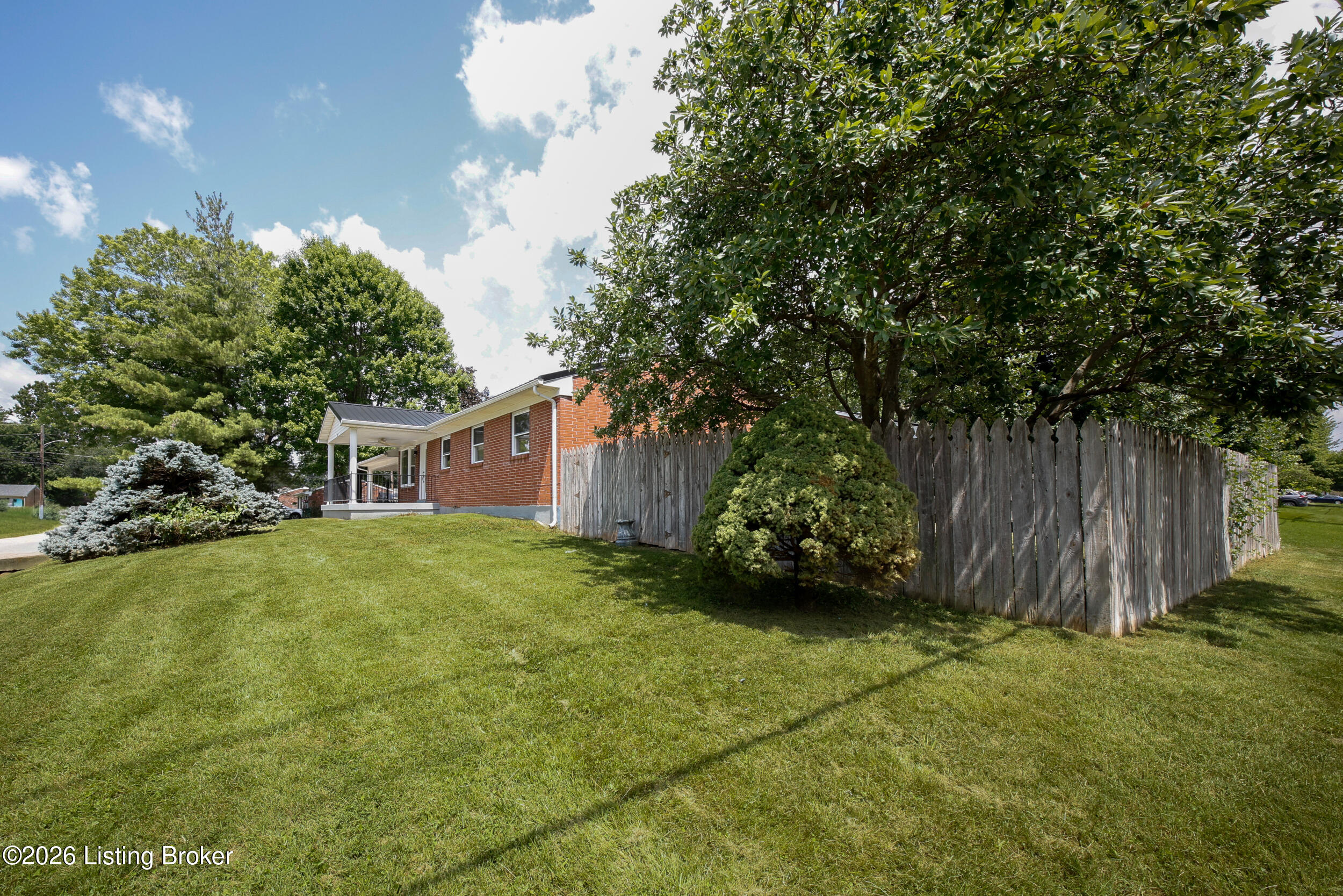 192 Strickland Way