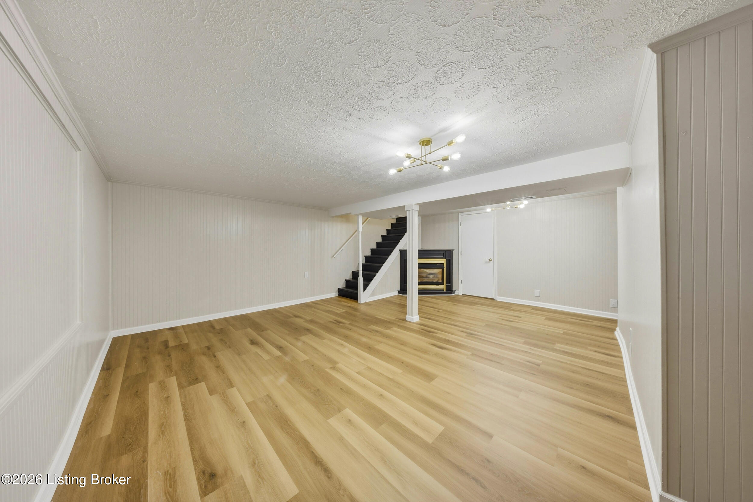 192 Strickland Way