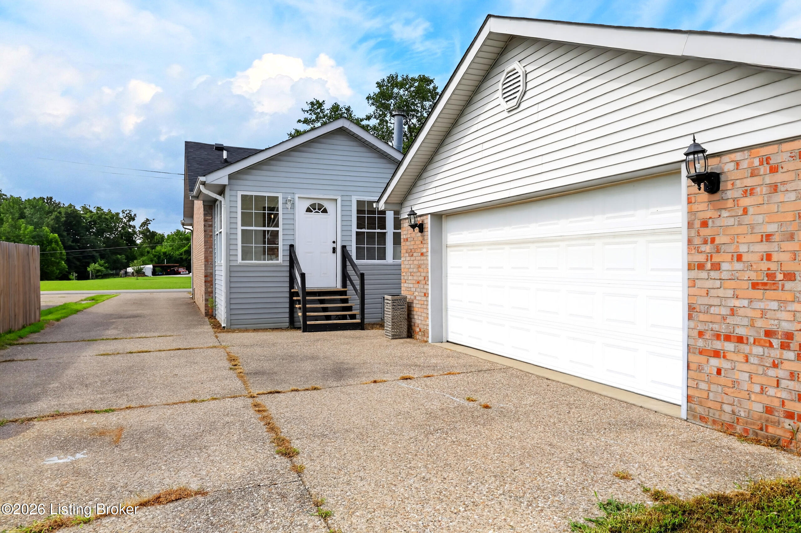 651 Beech Grove Rd