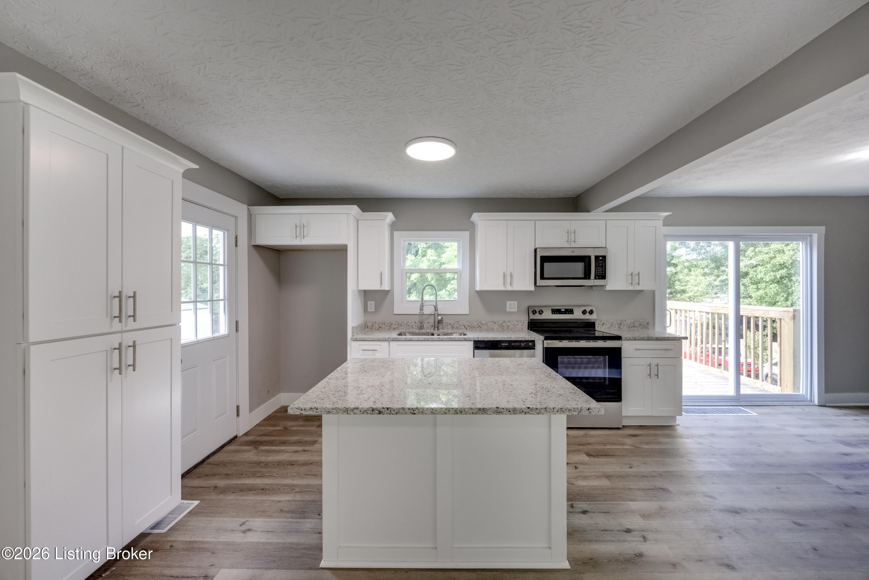 1010 Palatka Rd