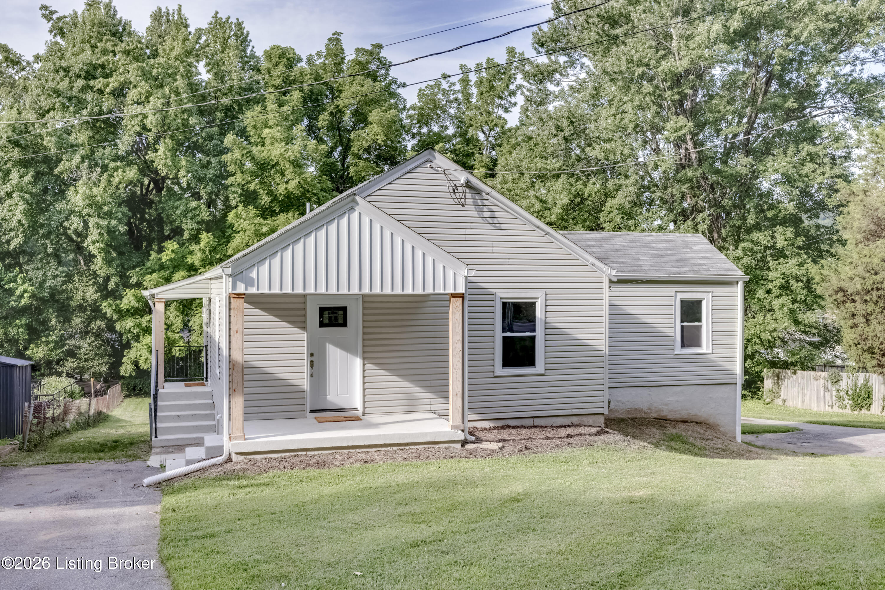 1010 Palatka Rd