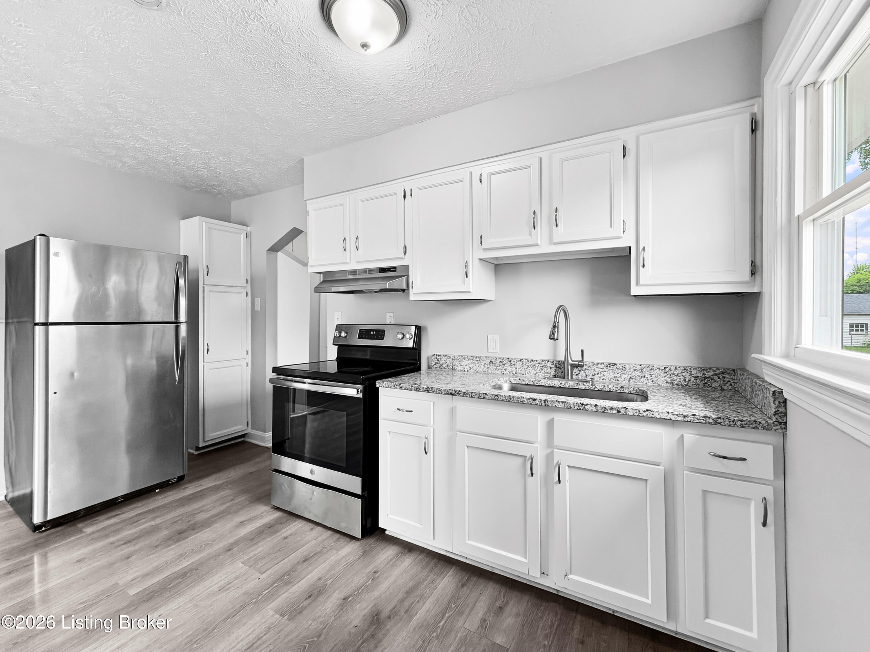 10407 Villa Dr