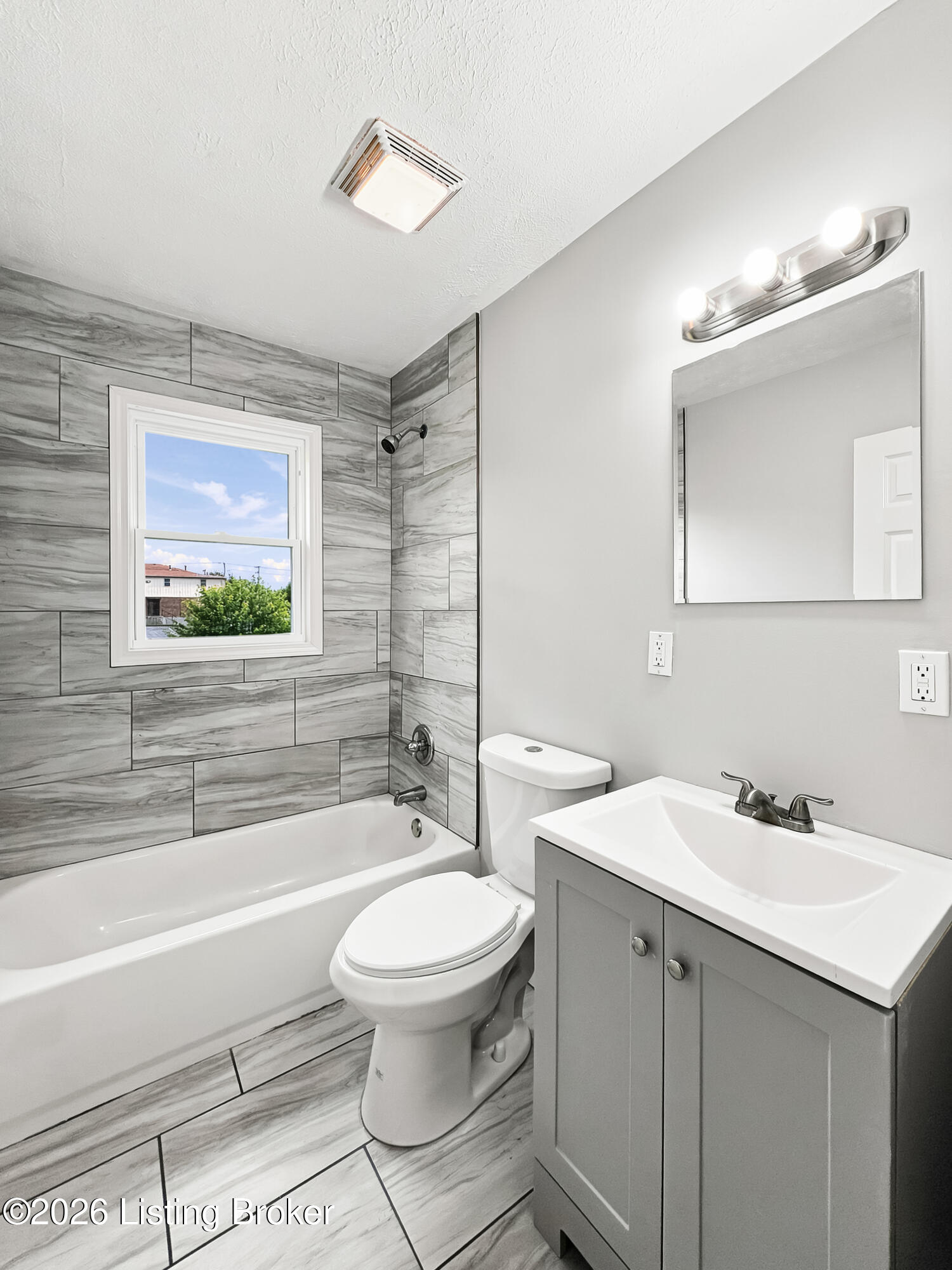 10407 Villa Dr