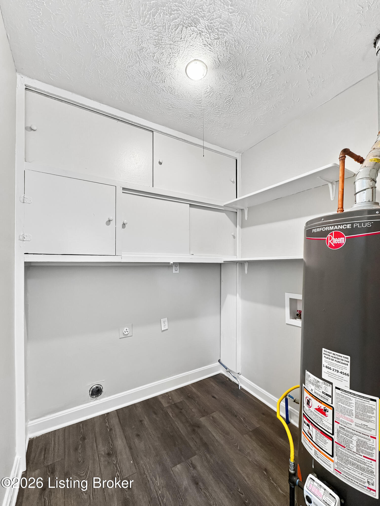 10407 Villa Dr