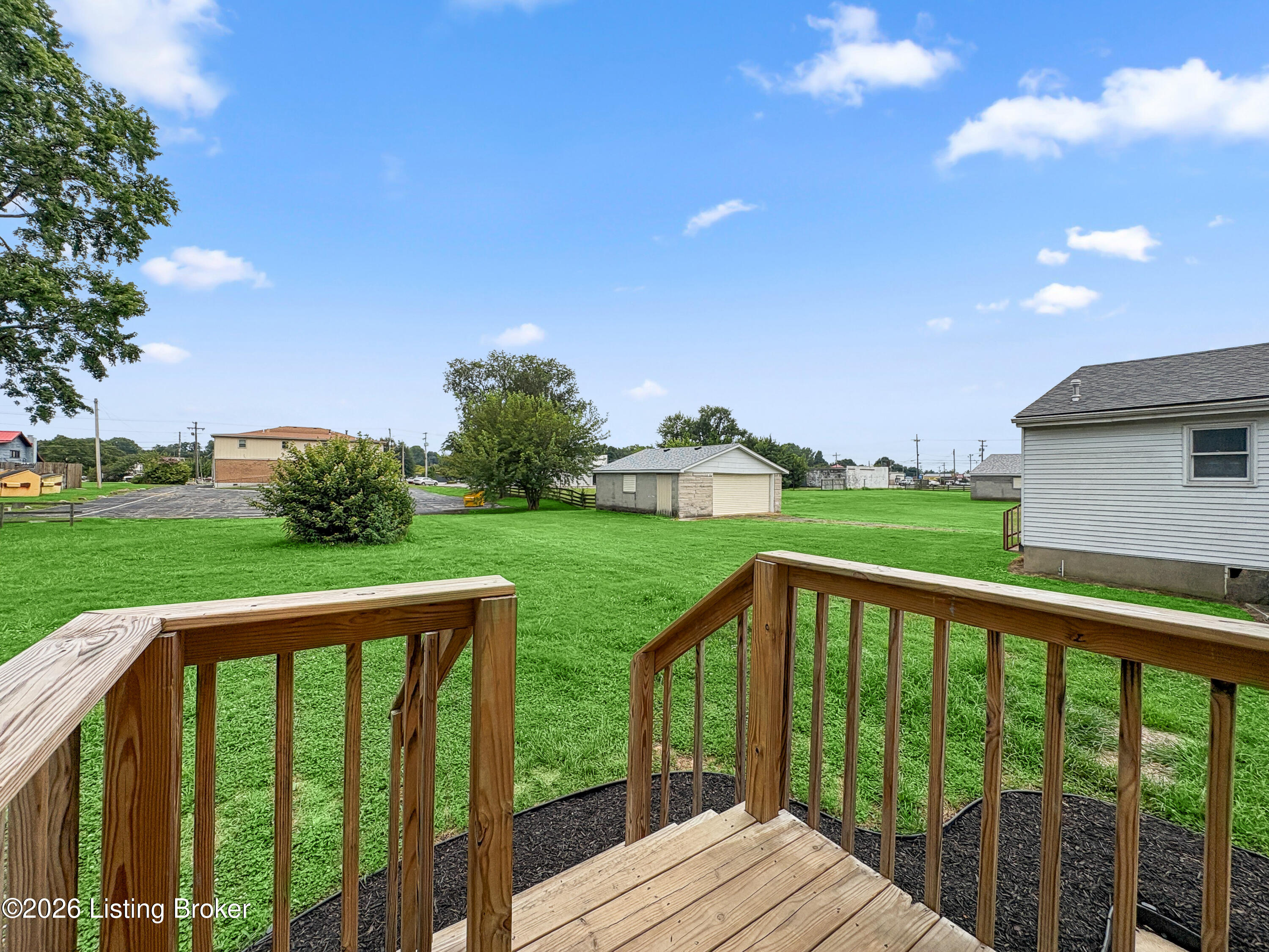 10407 Villa Dr