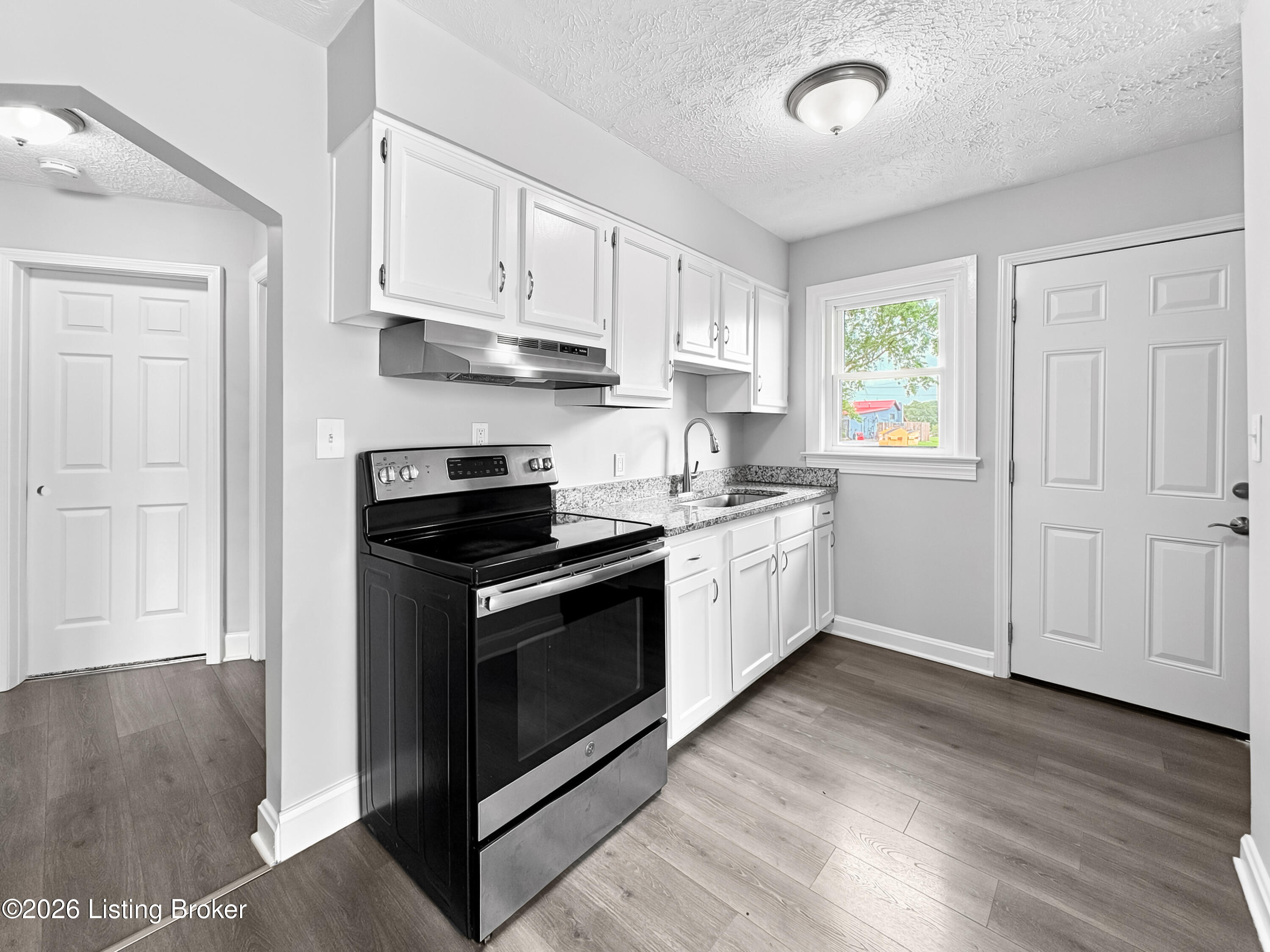 10407 Villa Dr