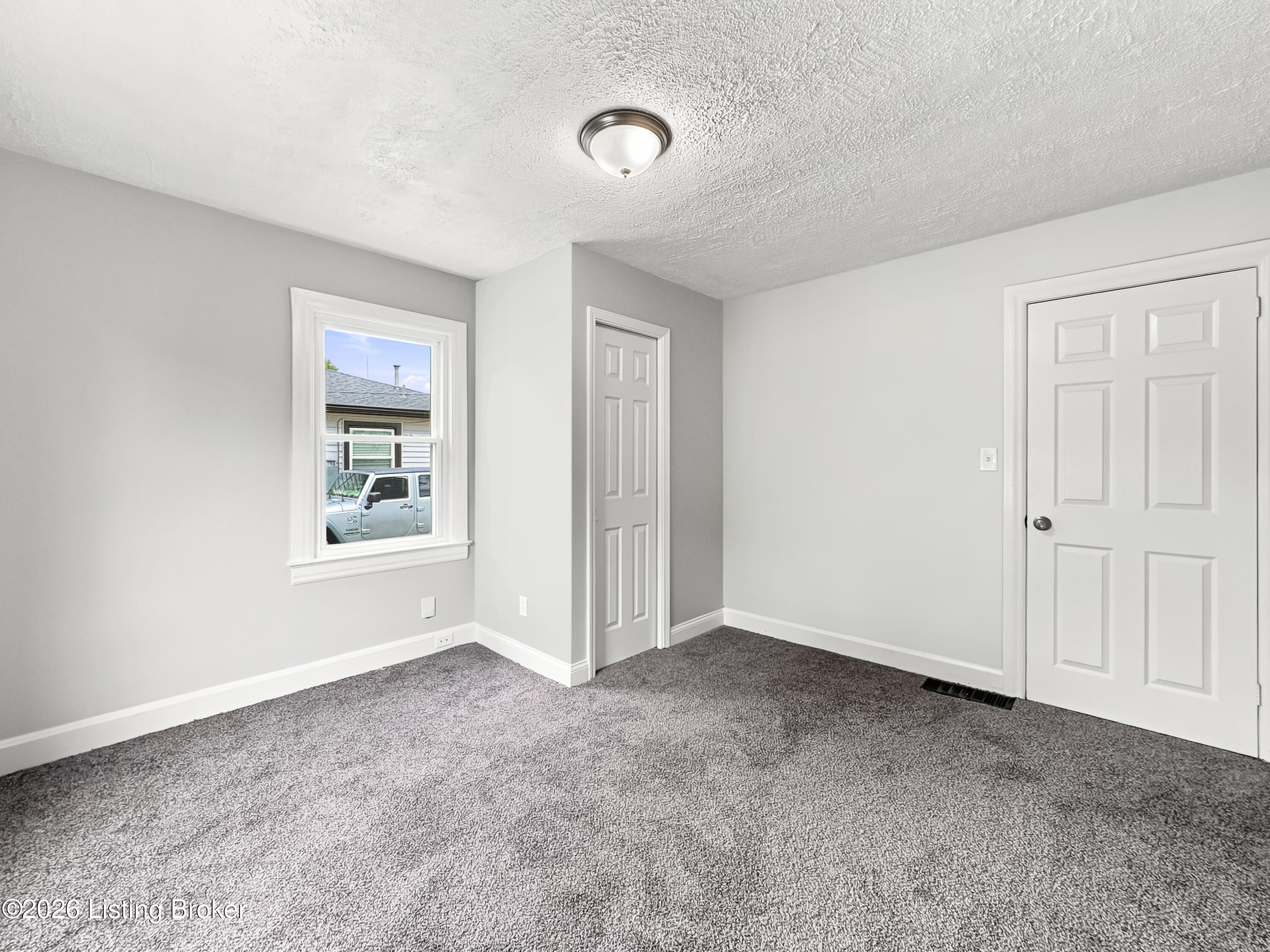 10407 Villa Dr