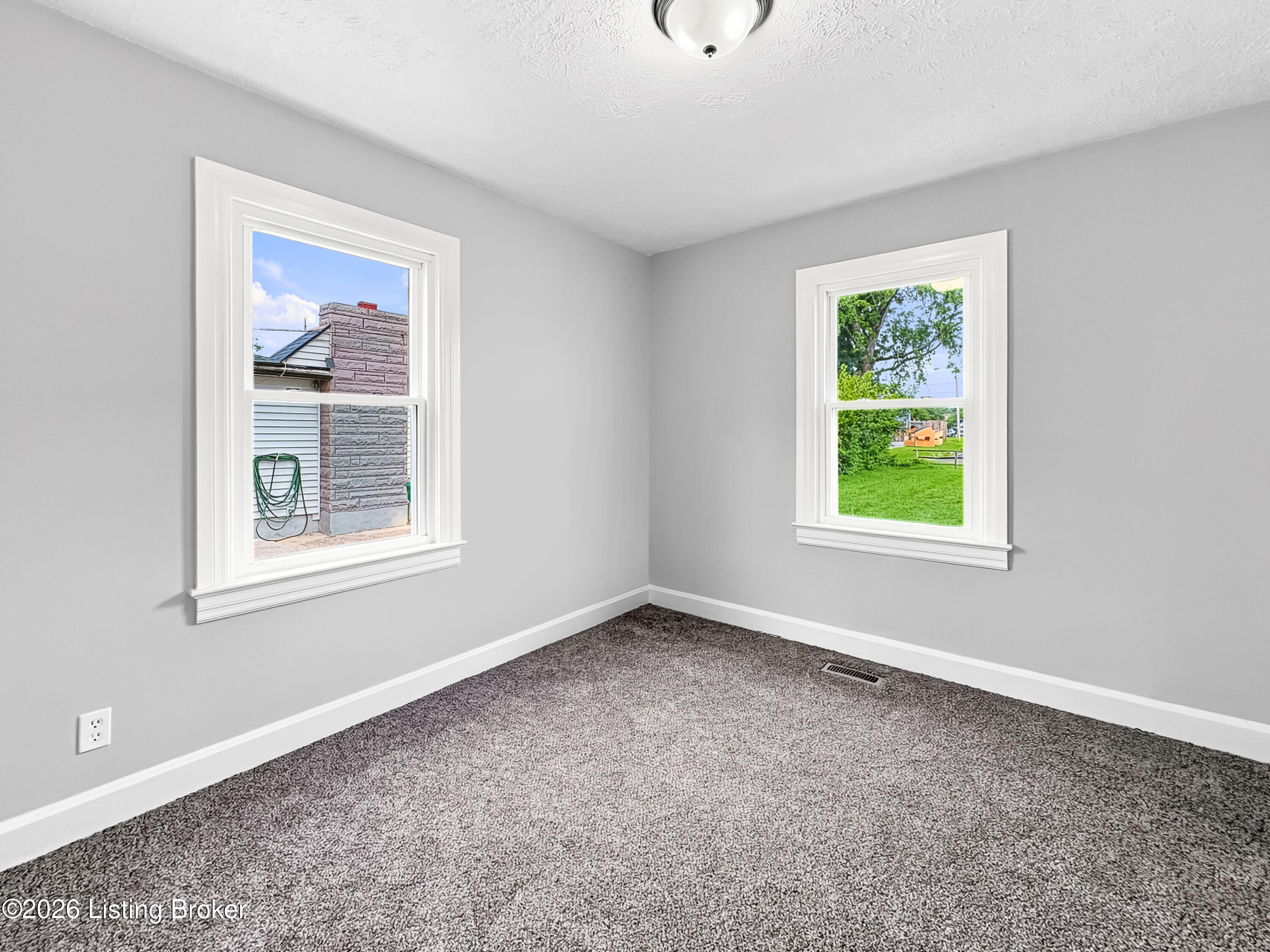 10407 Villa Dr