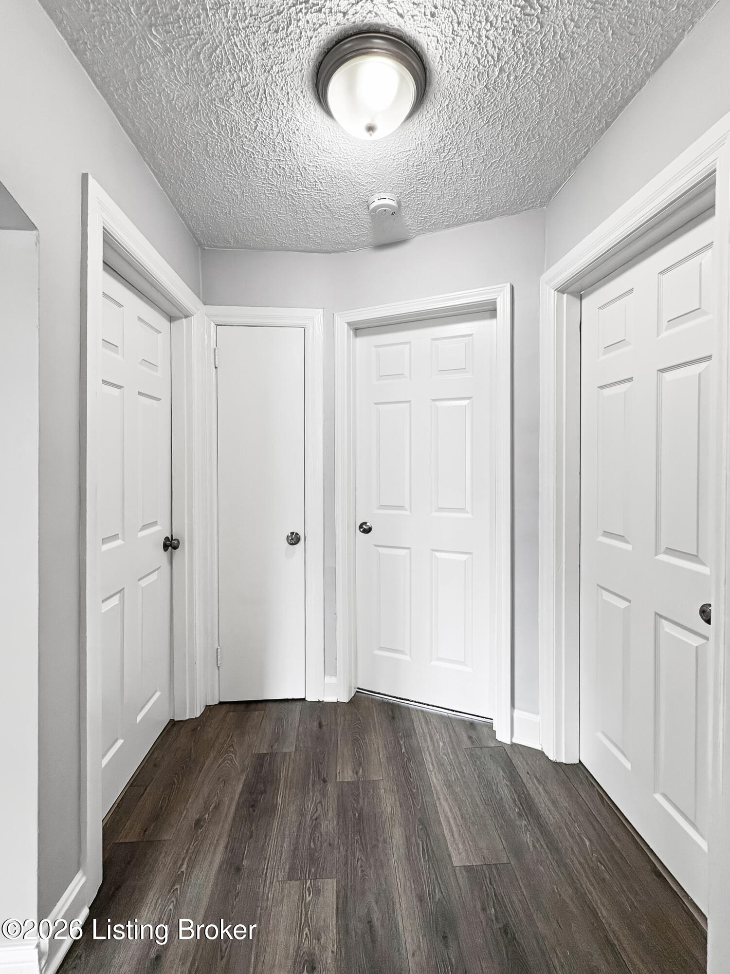 10407 Villa Dr