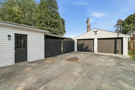 9914 Appollo Ln