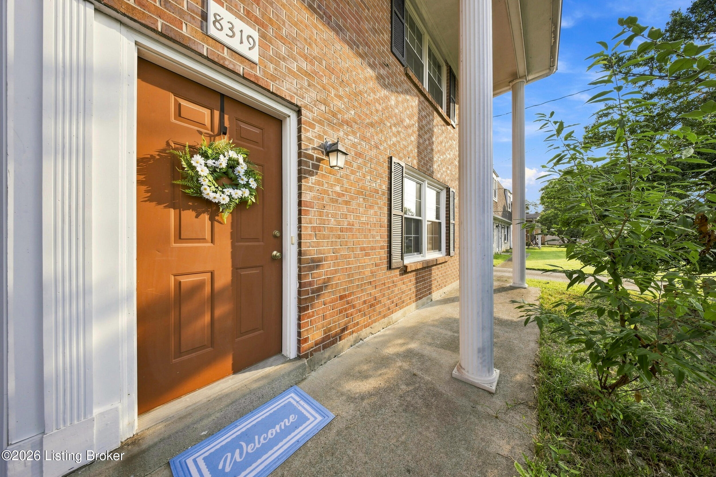 8319 Damascus Cir