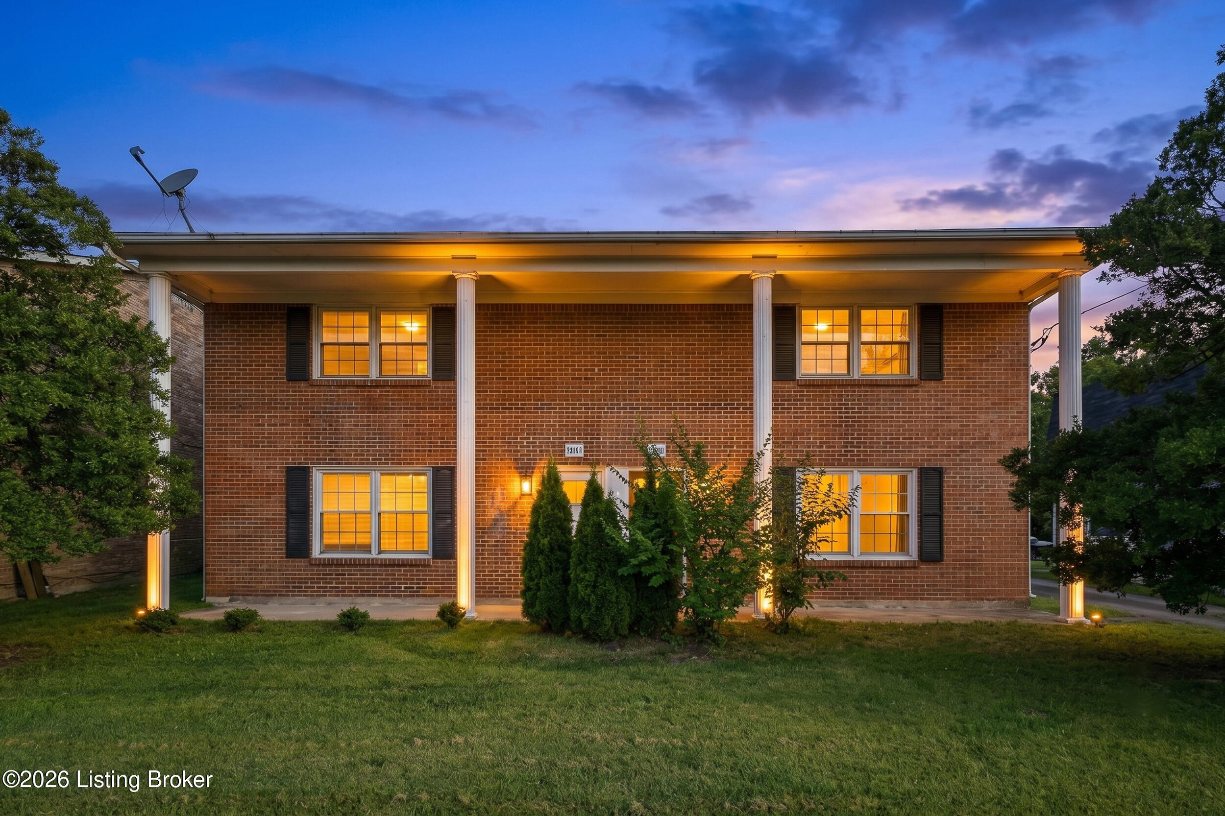 8319 Damascus Cir