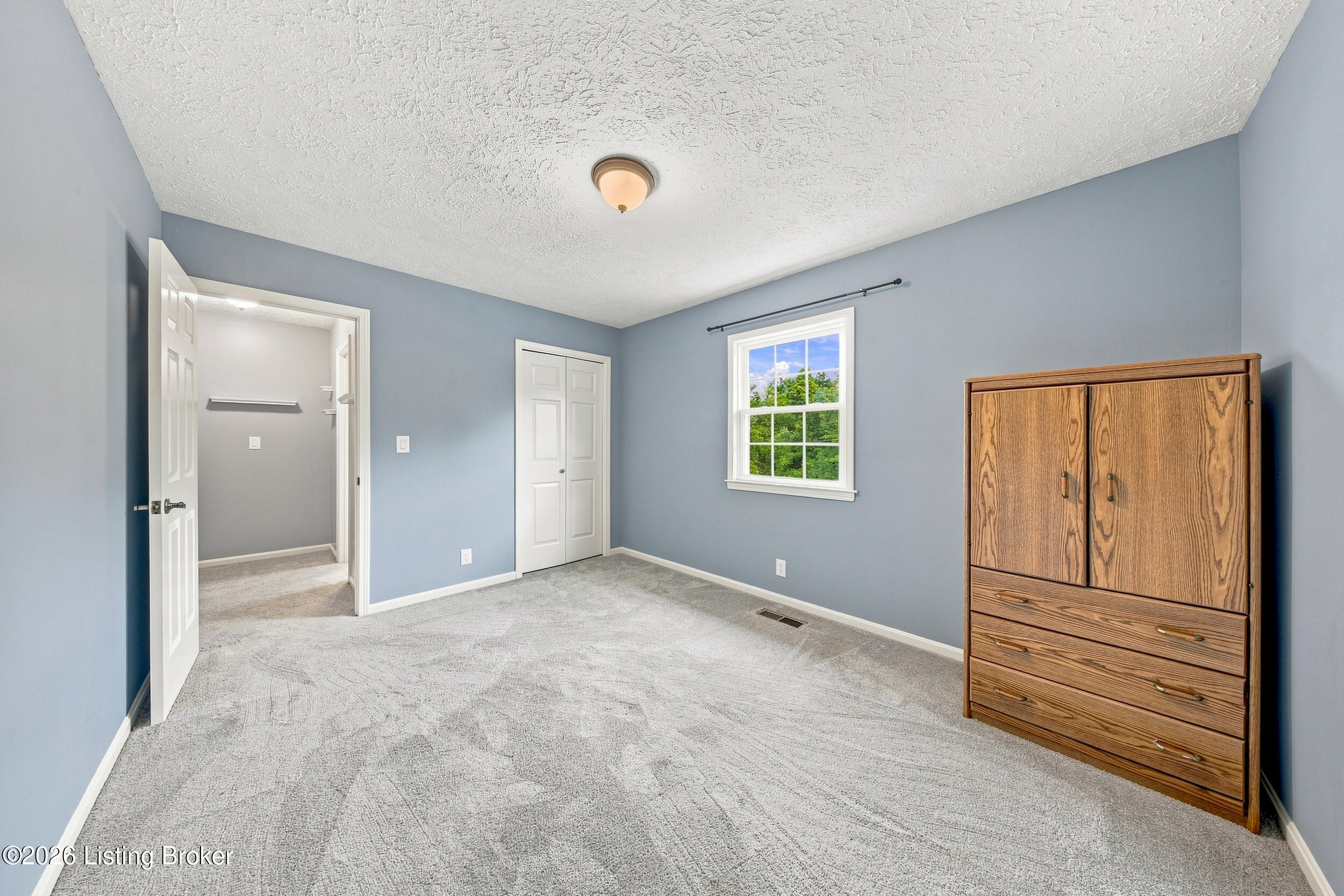 8319 Damascus Cir