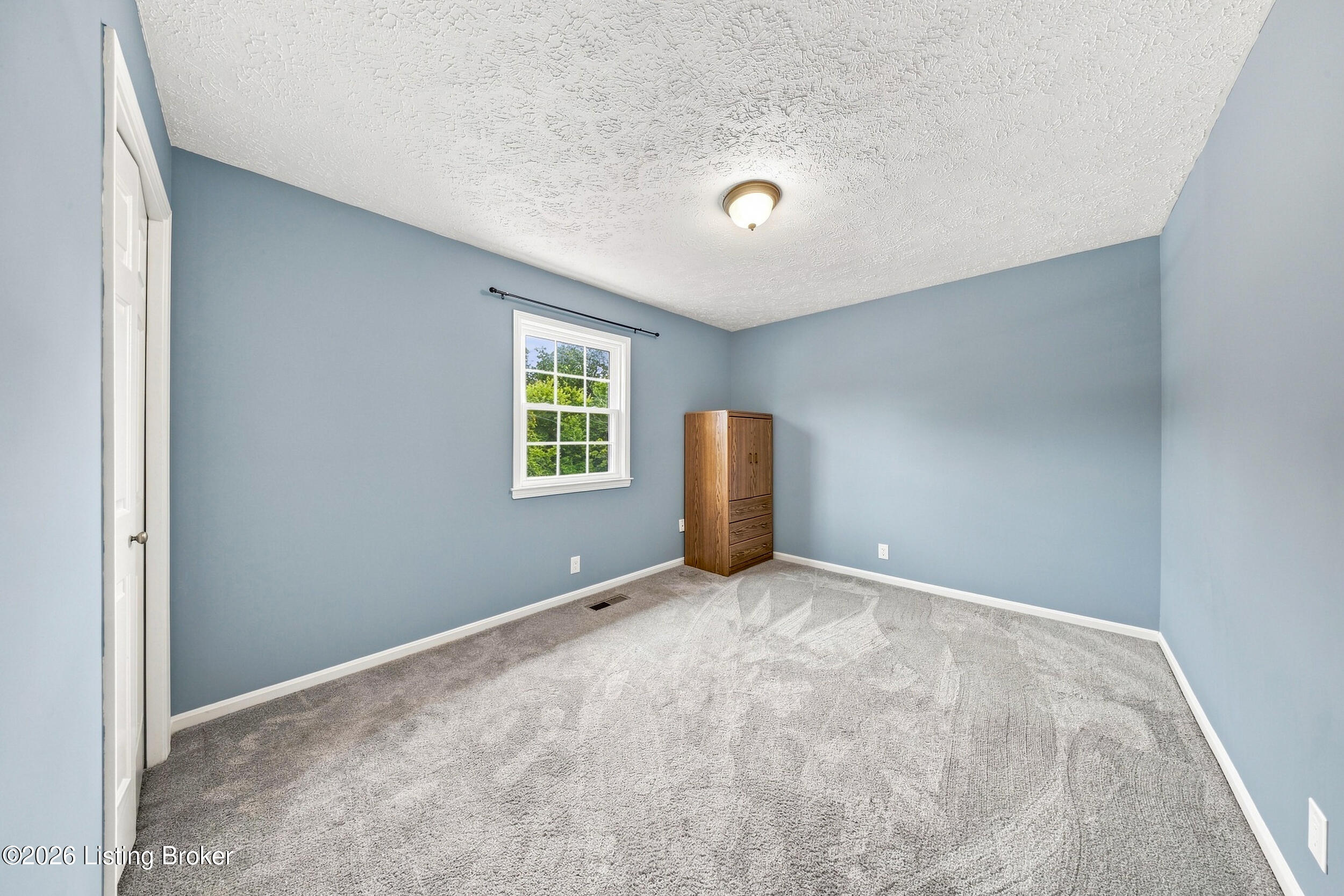 8319 Damascus Cir