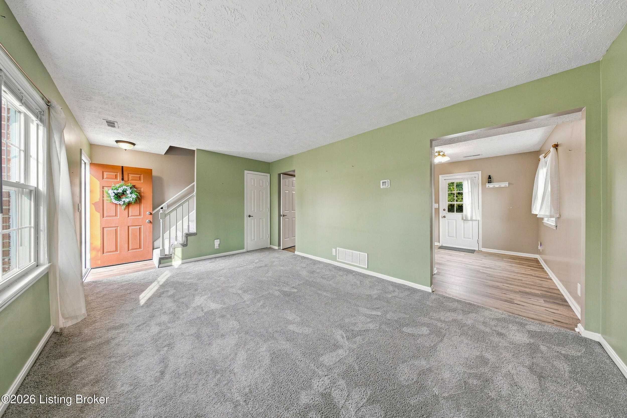 8319 Damascus Cir