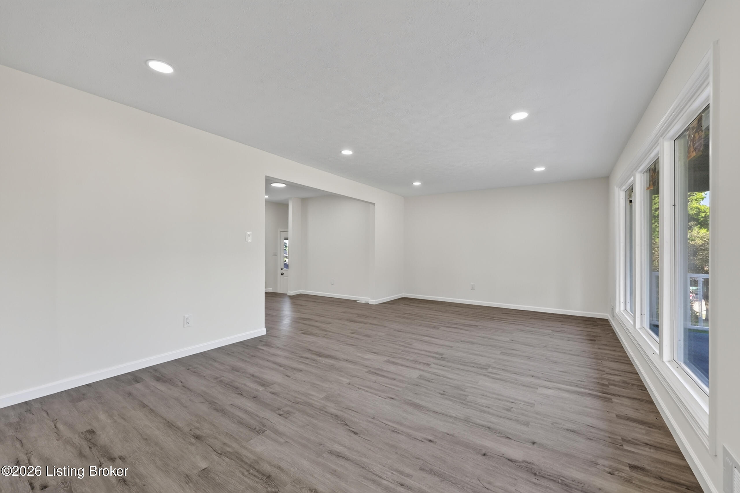 1423 Hobart Dr