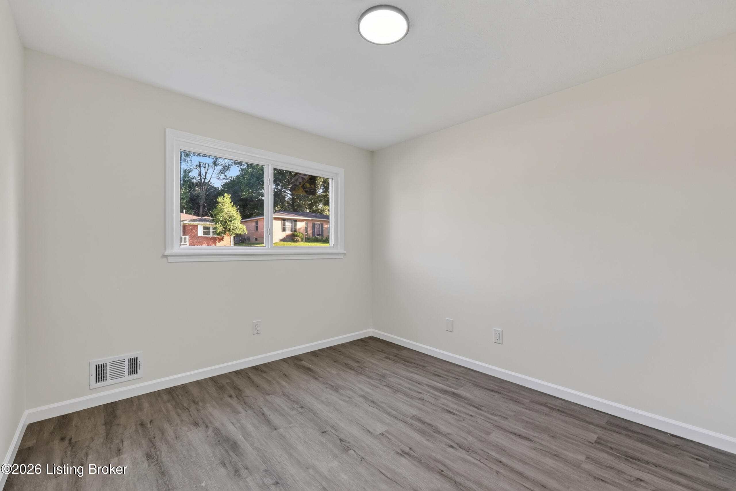 1423 Hobart Dr