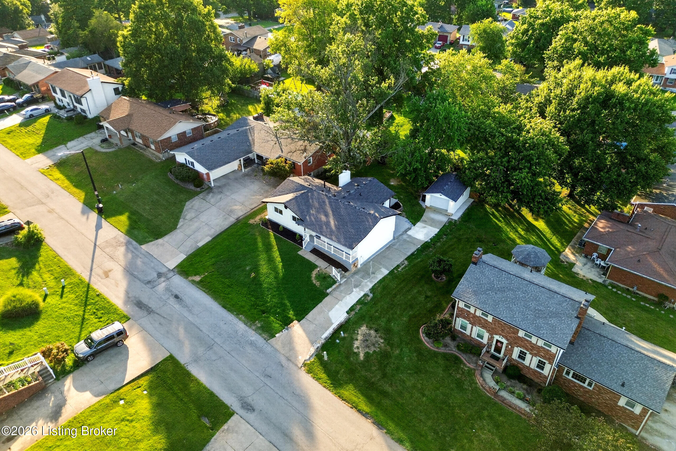 1423 Hobart Dr