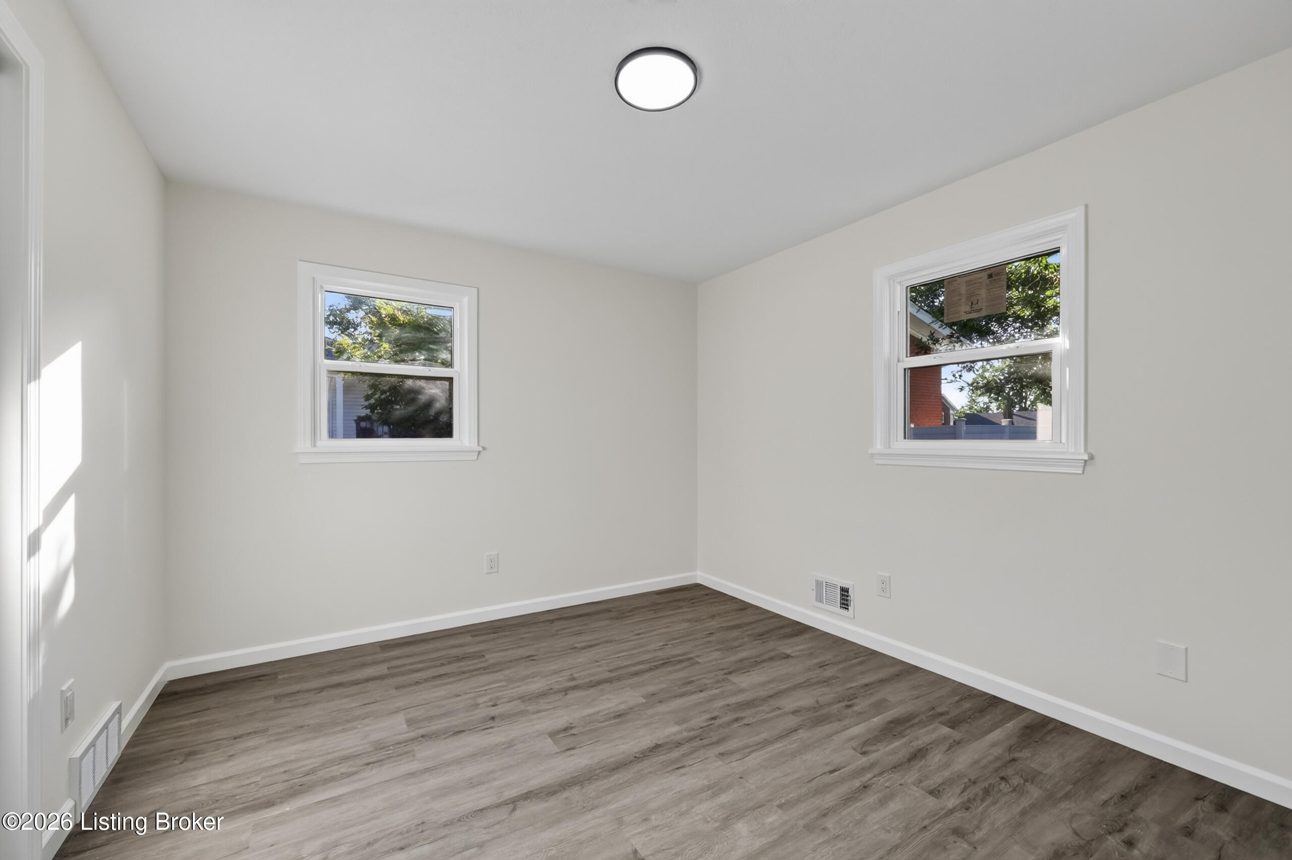 1423 Hobart Dr