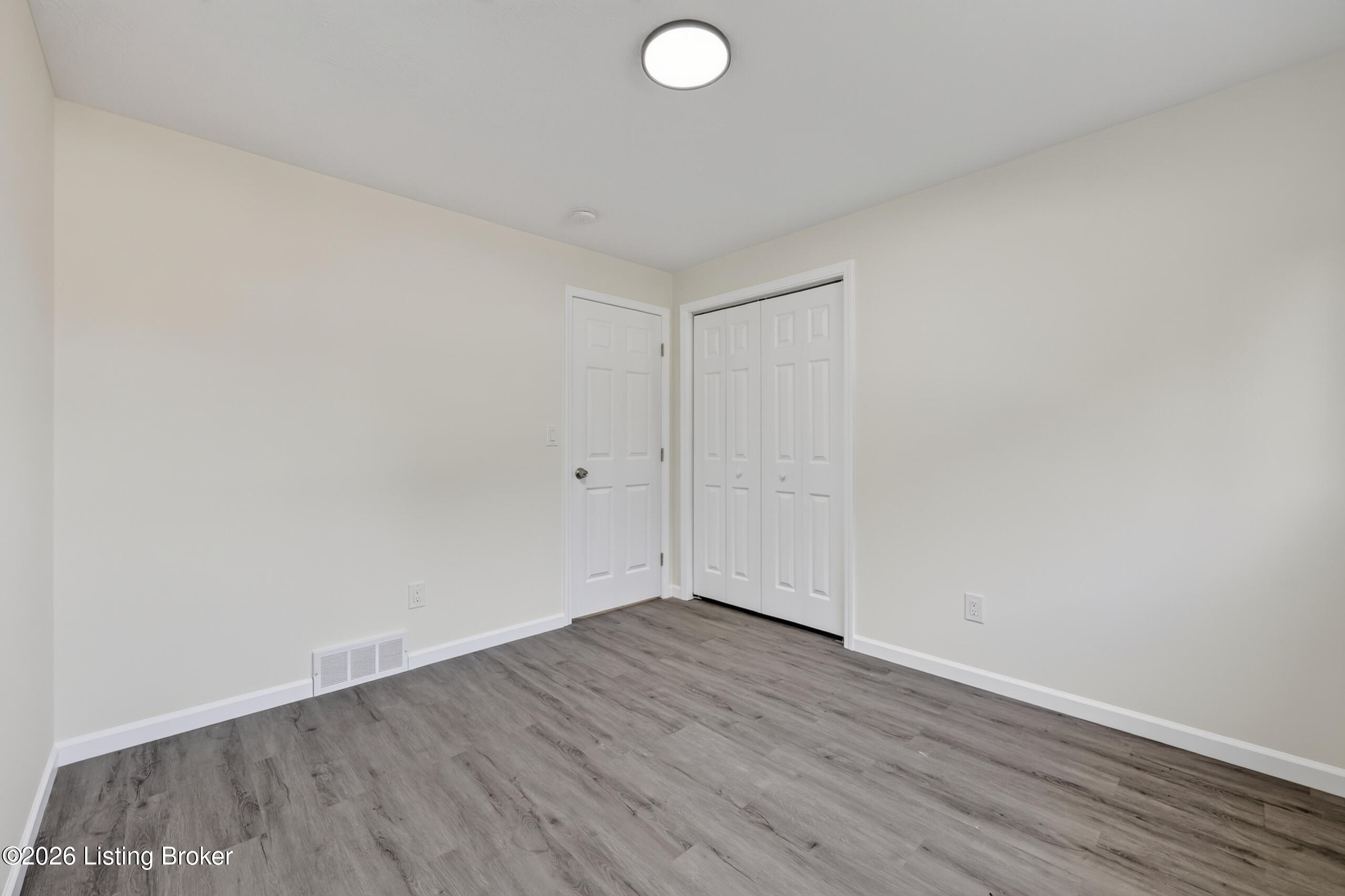 1423 Hobart Dr