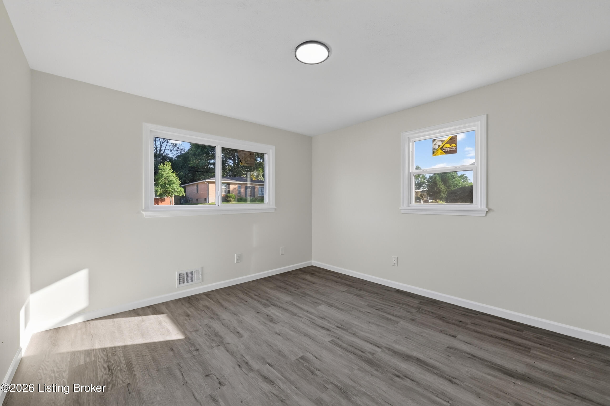 1423 Hobart Dr