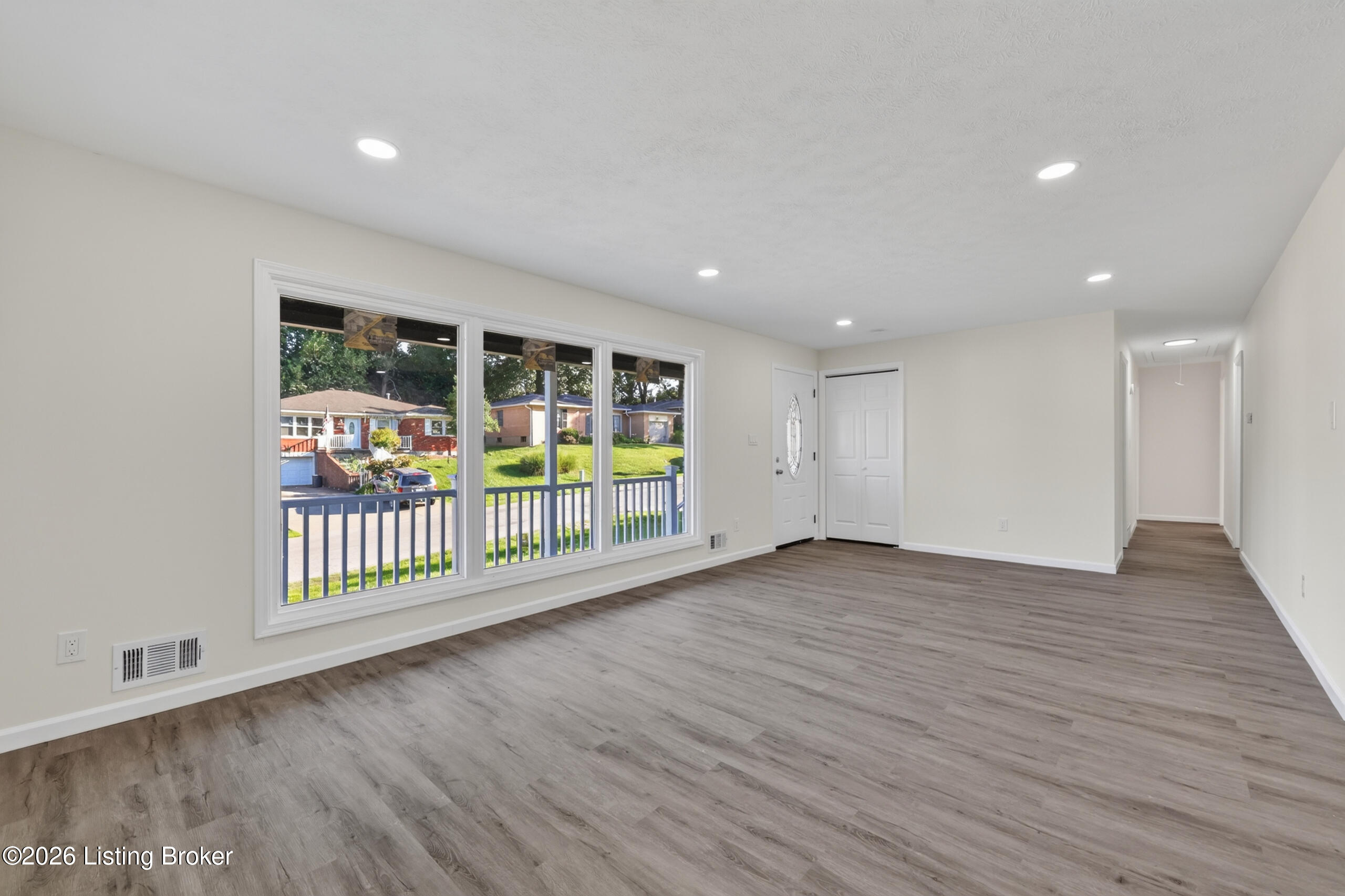 1423 Hobart Dr