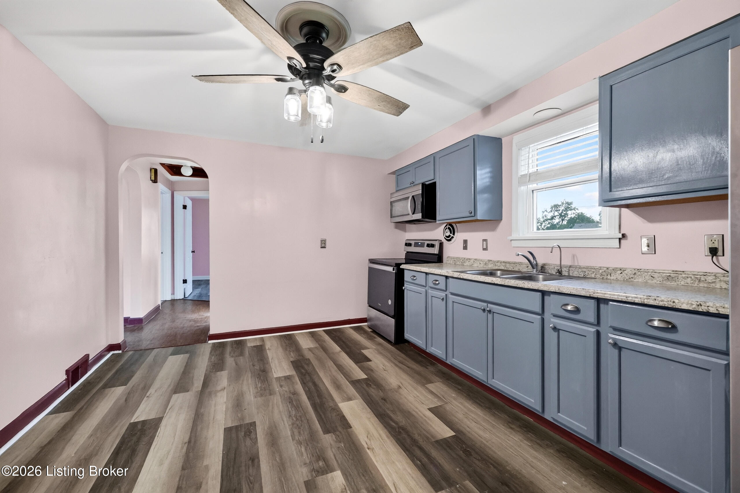 7484 Greenwood Manor Rd