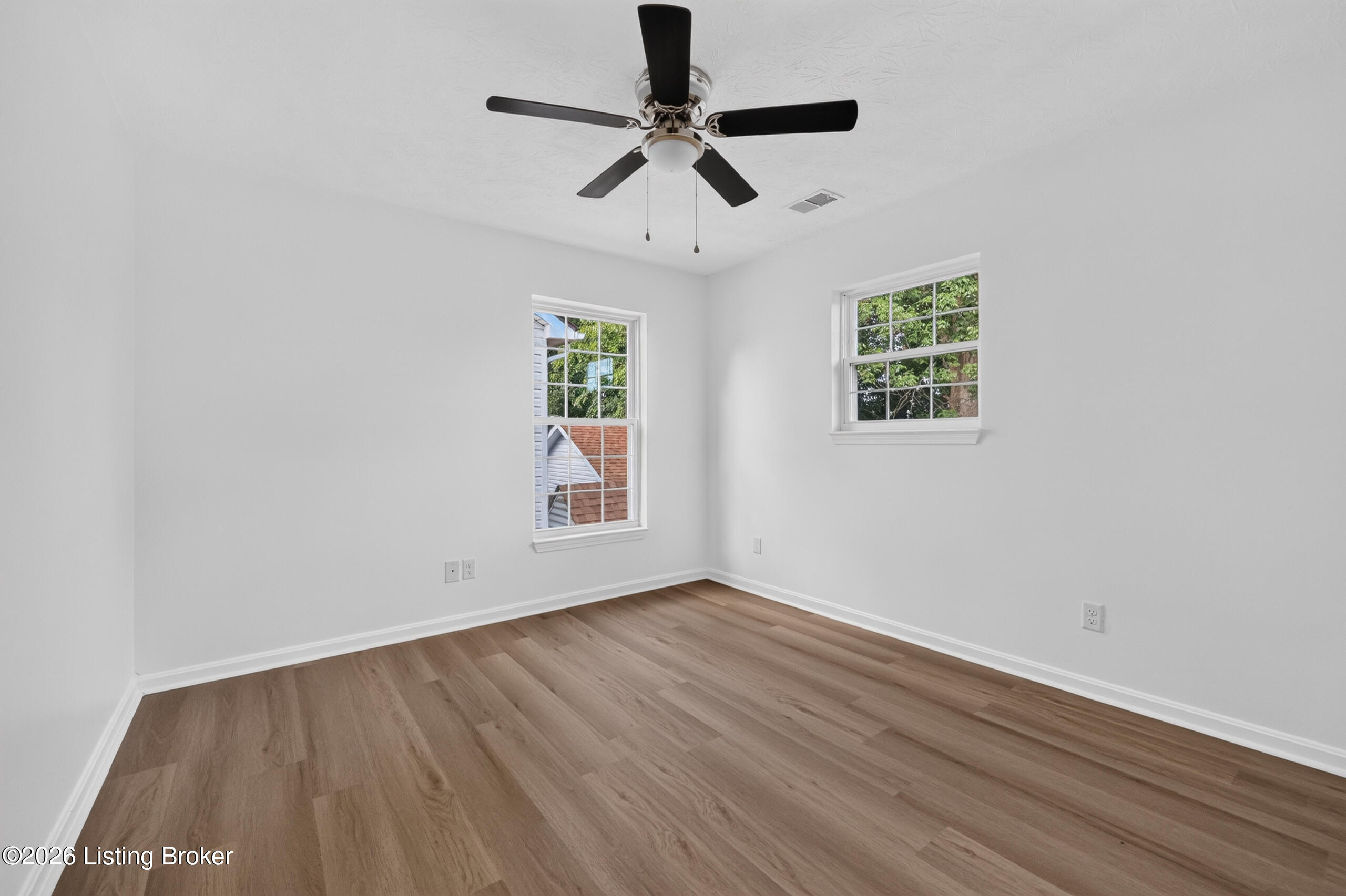 8113 Apple Valley Dr