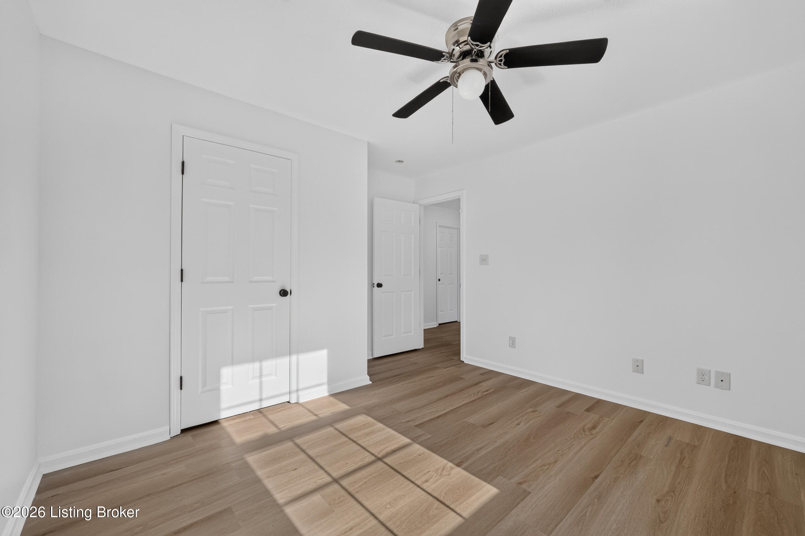 8113 Apple Valley Dr