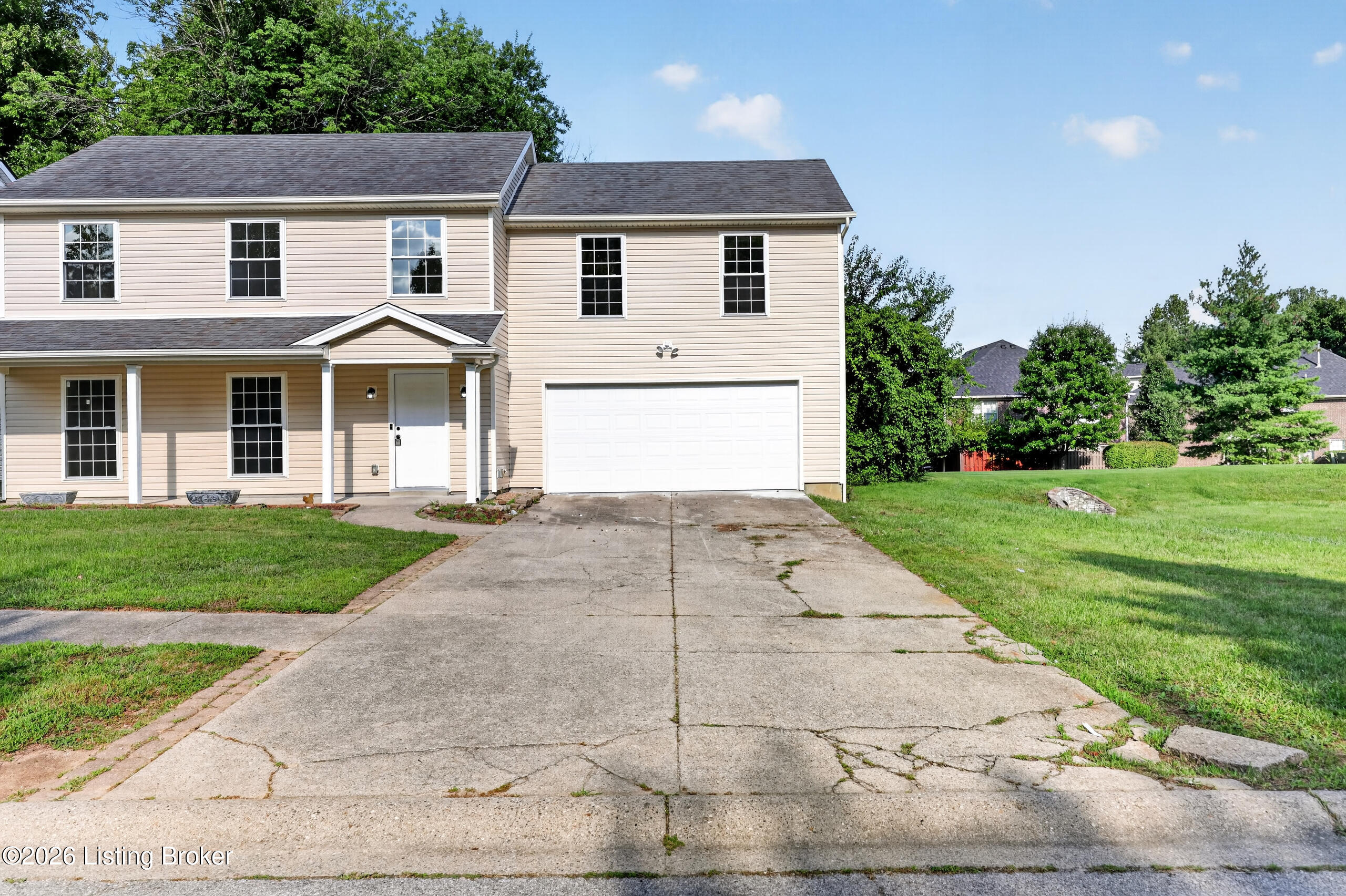 8113 Apple Valley Dr