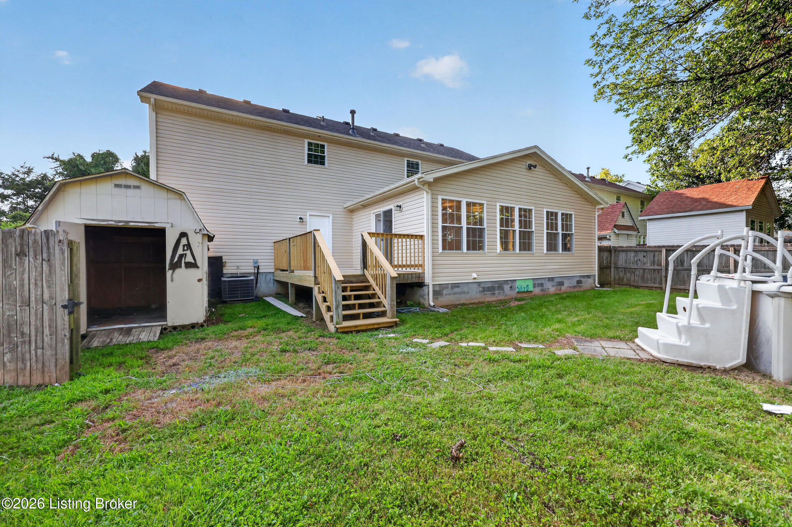 8113 Apple Valley Dr