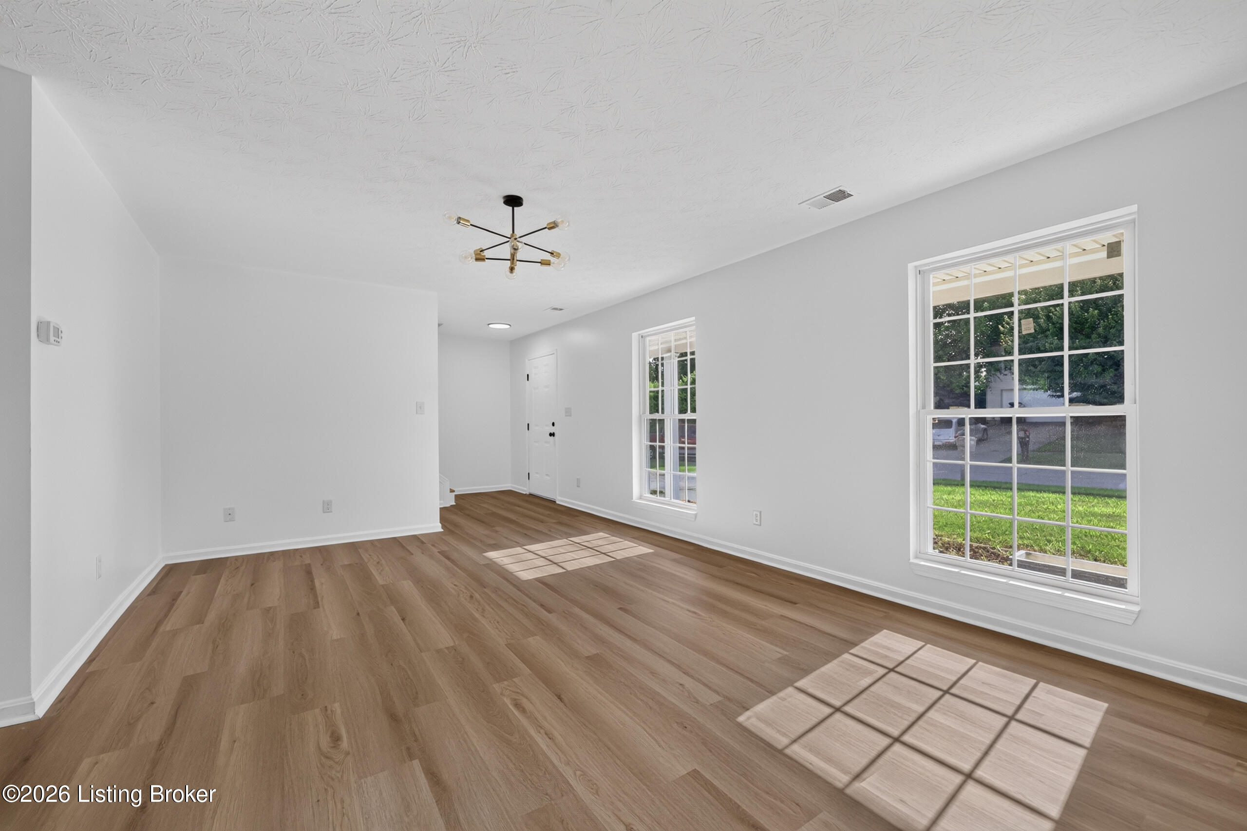 8113 Apple Valley Dr