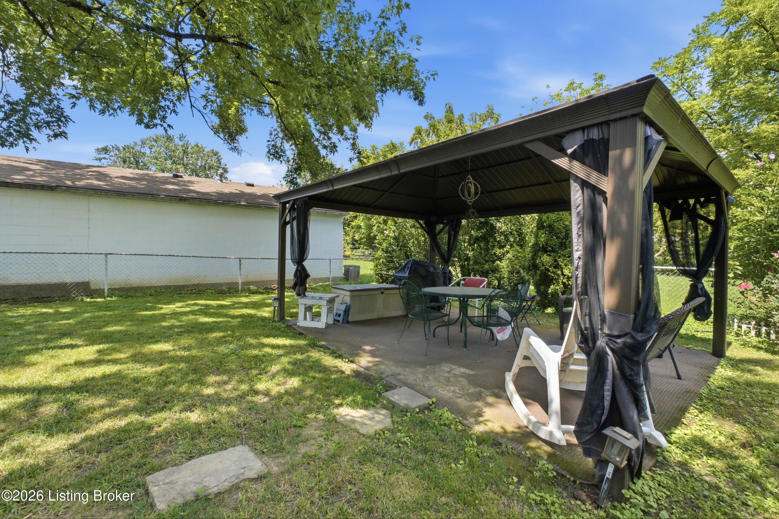 4815 Glenna Way