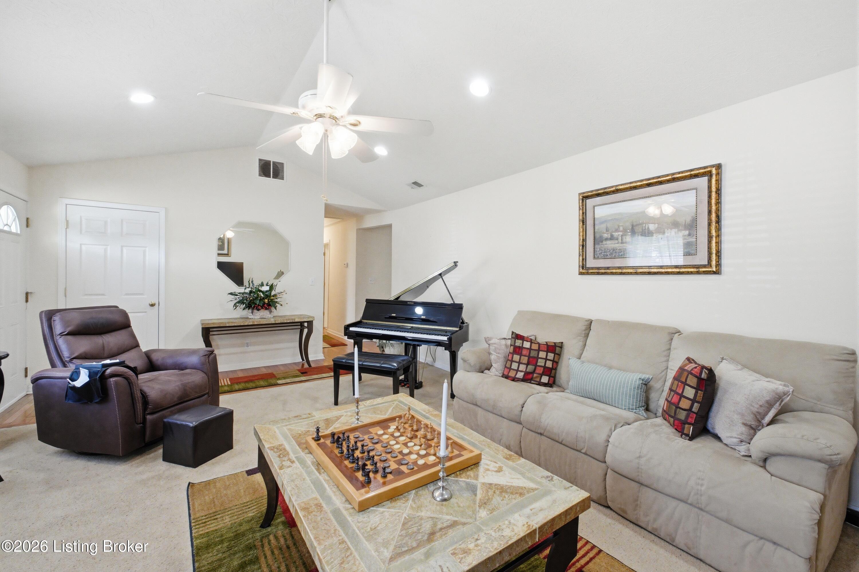 4815 Glenna Way