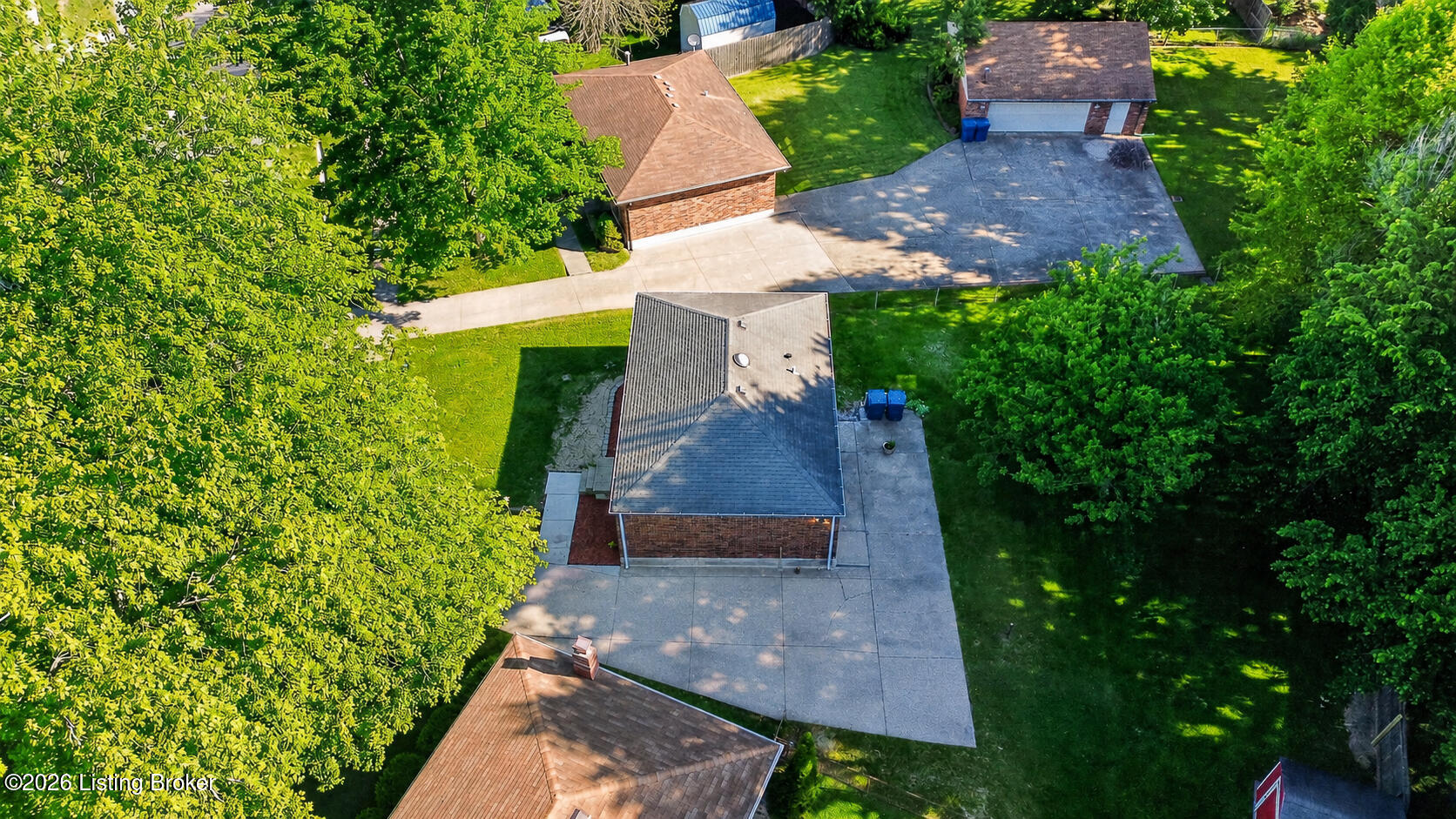 5905 Carmelwood Cir