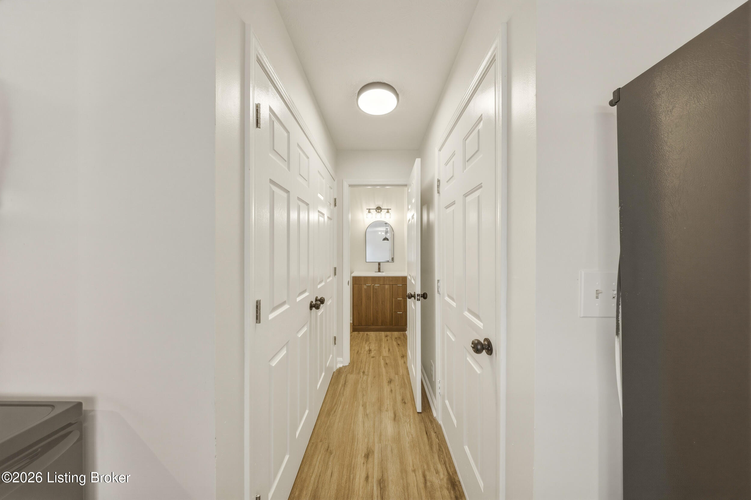 203 Taos Trail