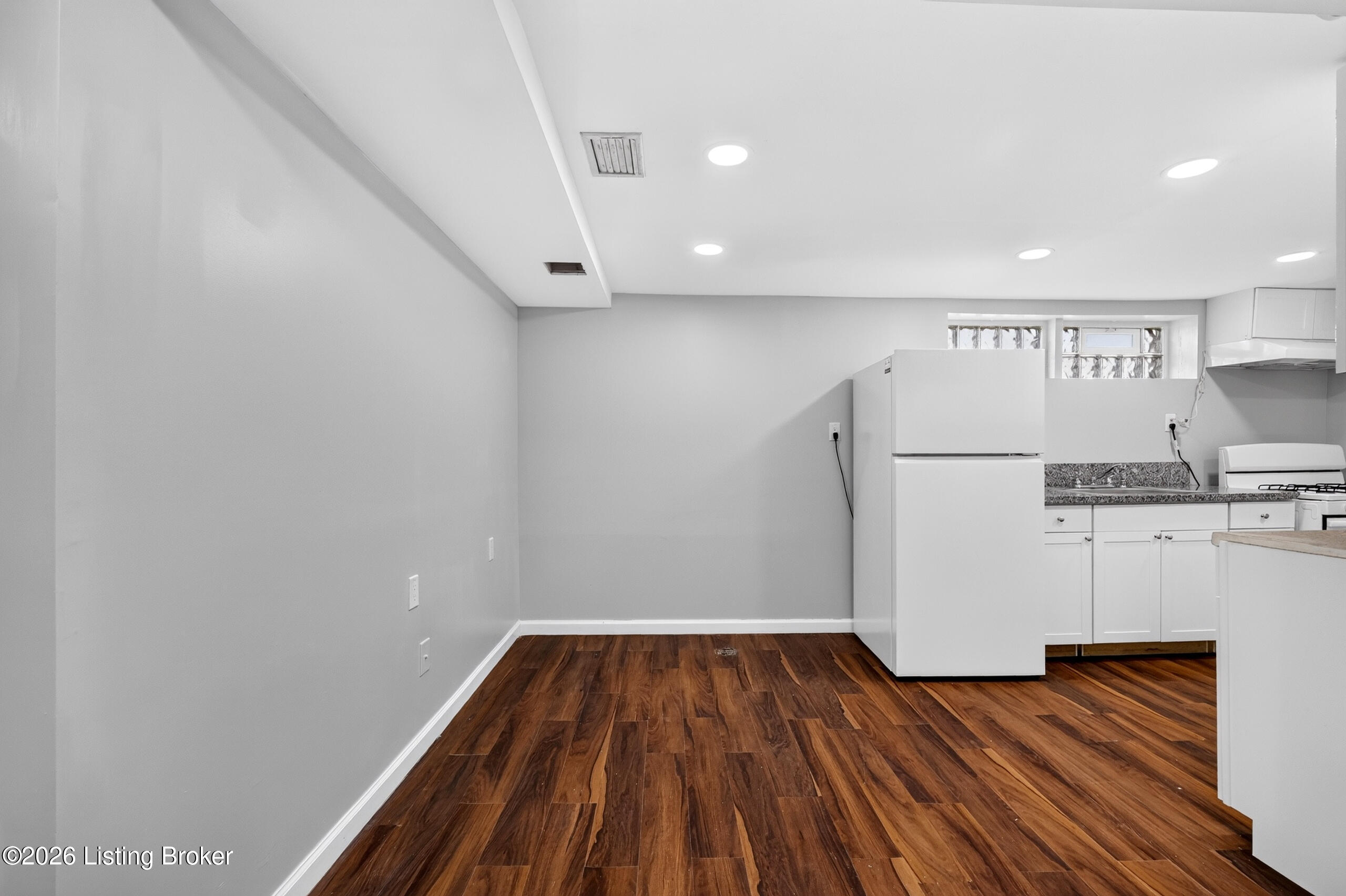 3009 Teakwood Cir